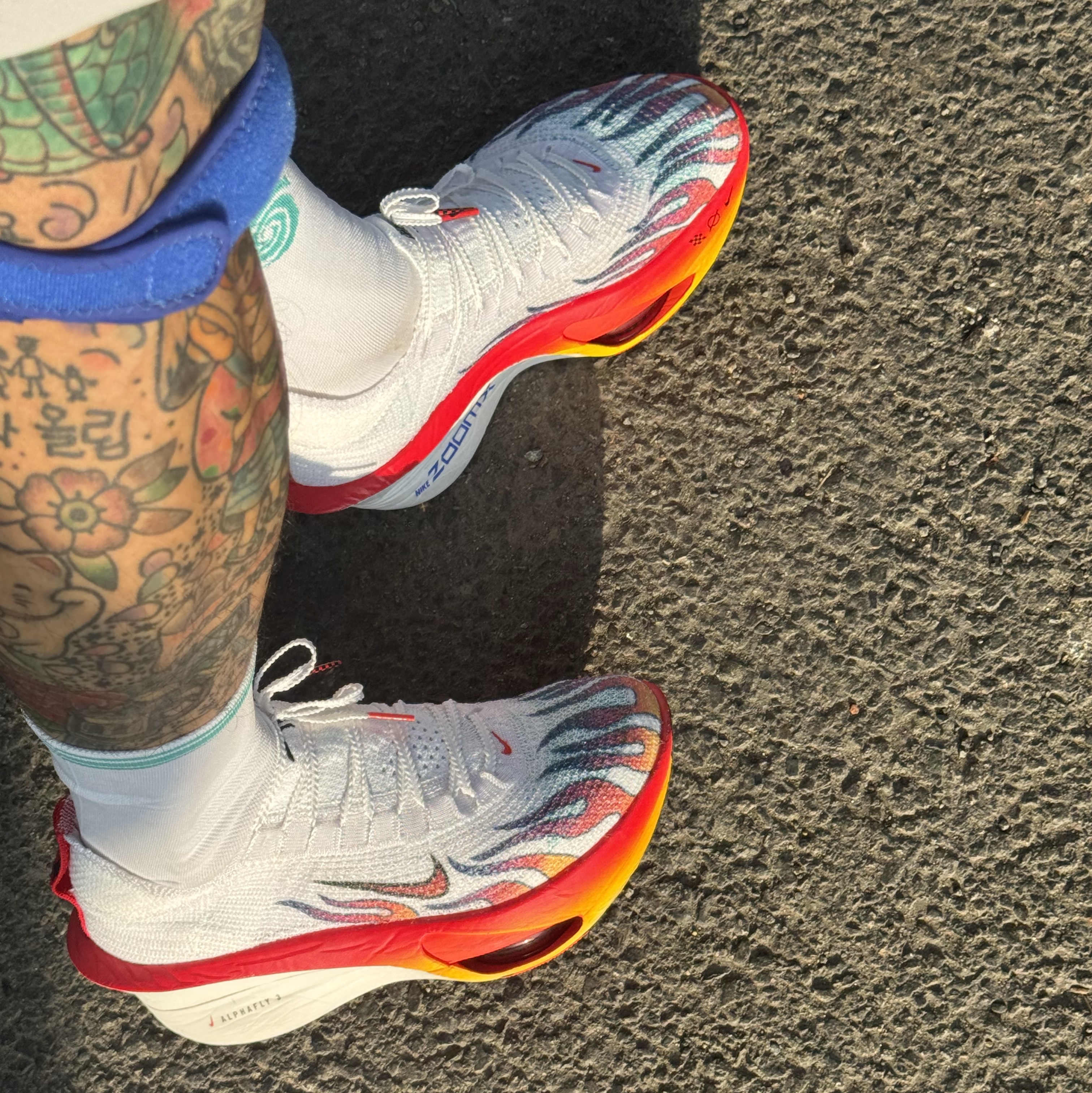 Nike Air Zoom Alphafly Next% 3 PRM White Habanero Red 착용 스타일