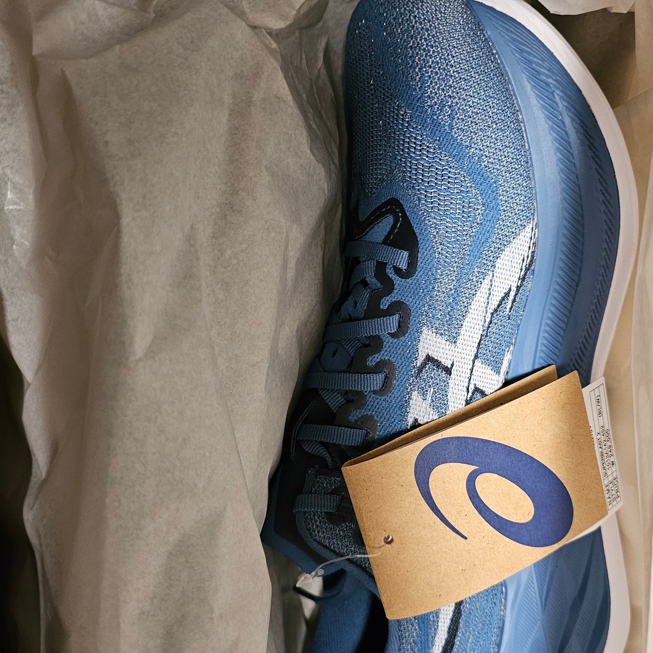 Asics Superblast 2 Winter Sea White 착용 스타일