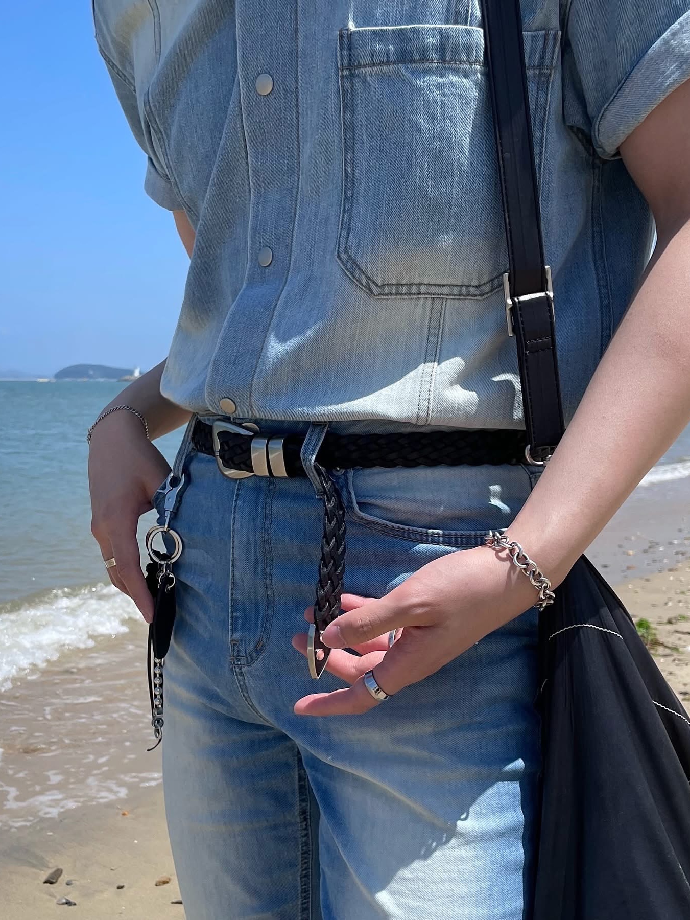 Tiffany & Co. Return To Tiffany Heart Tag Toggle Bracelet Silver, Matin Kim Big Coating Tote Bag Black 착용 스타일 - 7