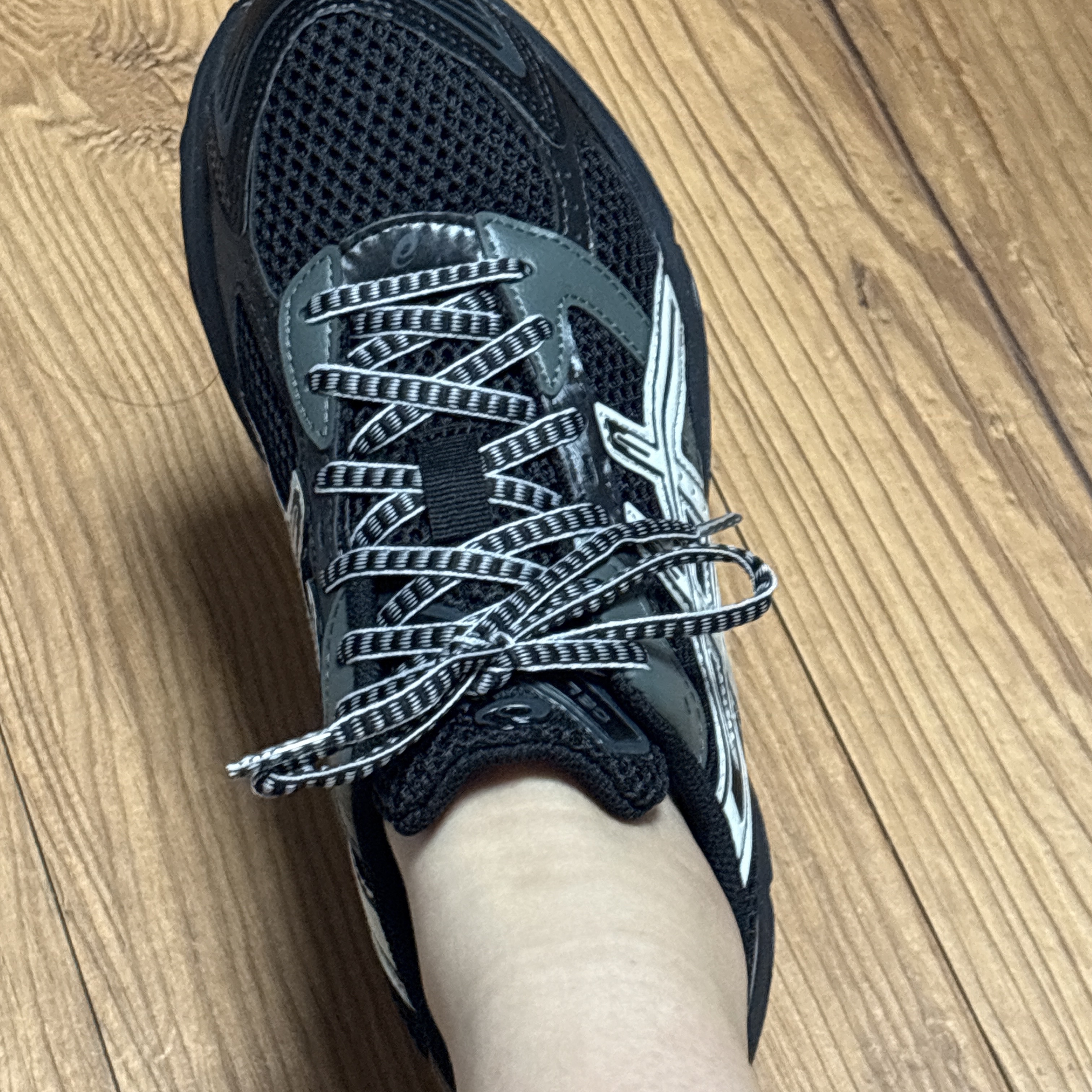 Asics Gel-1130 Black Glacier Grey - Folder Exclusive 착용 스타일