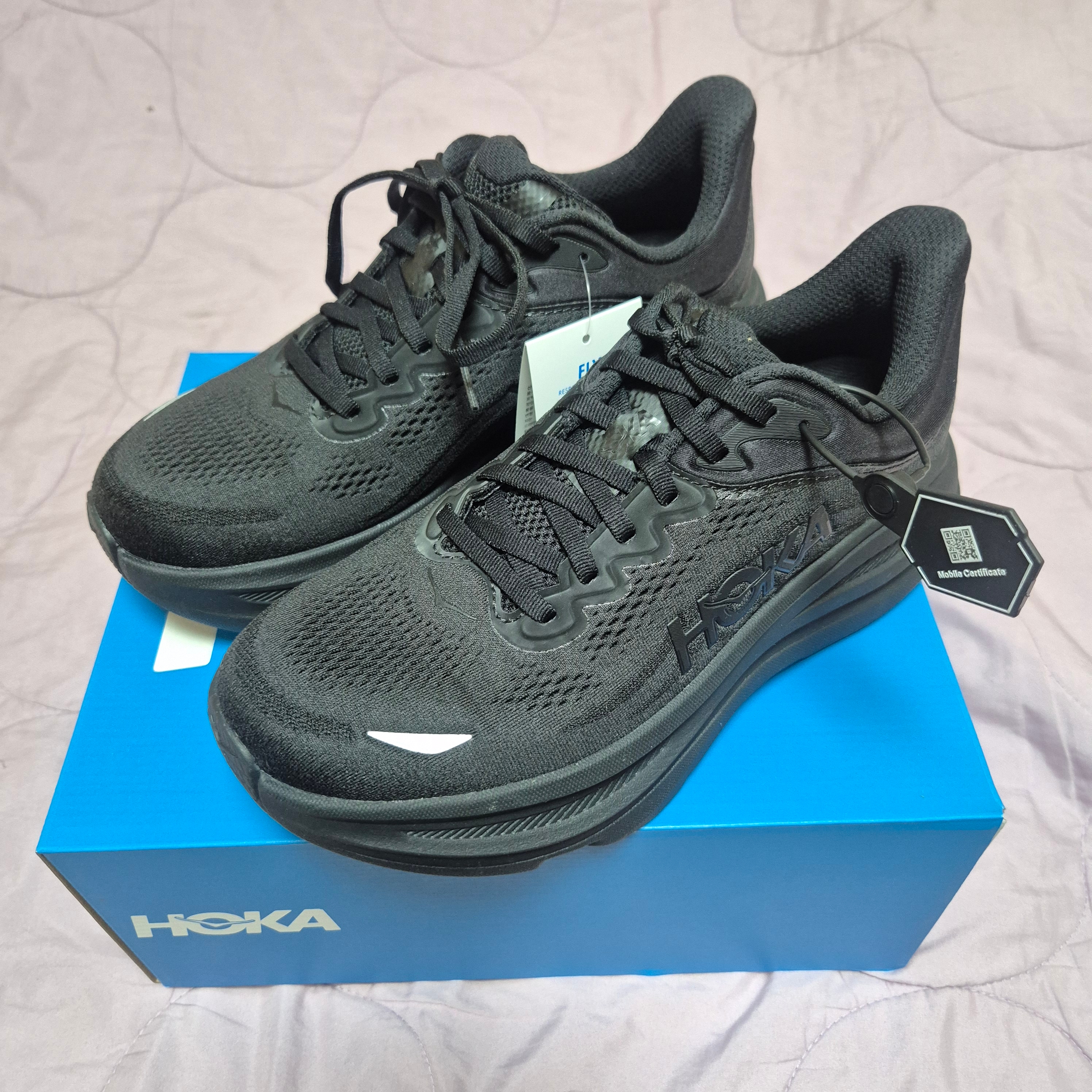 Hoka Bondi 9 Black - Wide 착용 스타일 - 3