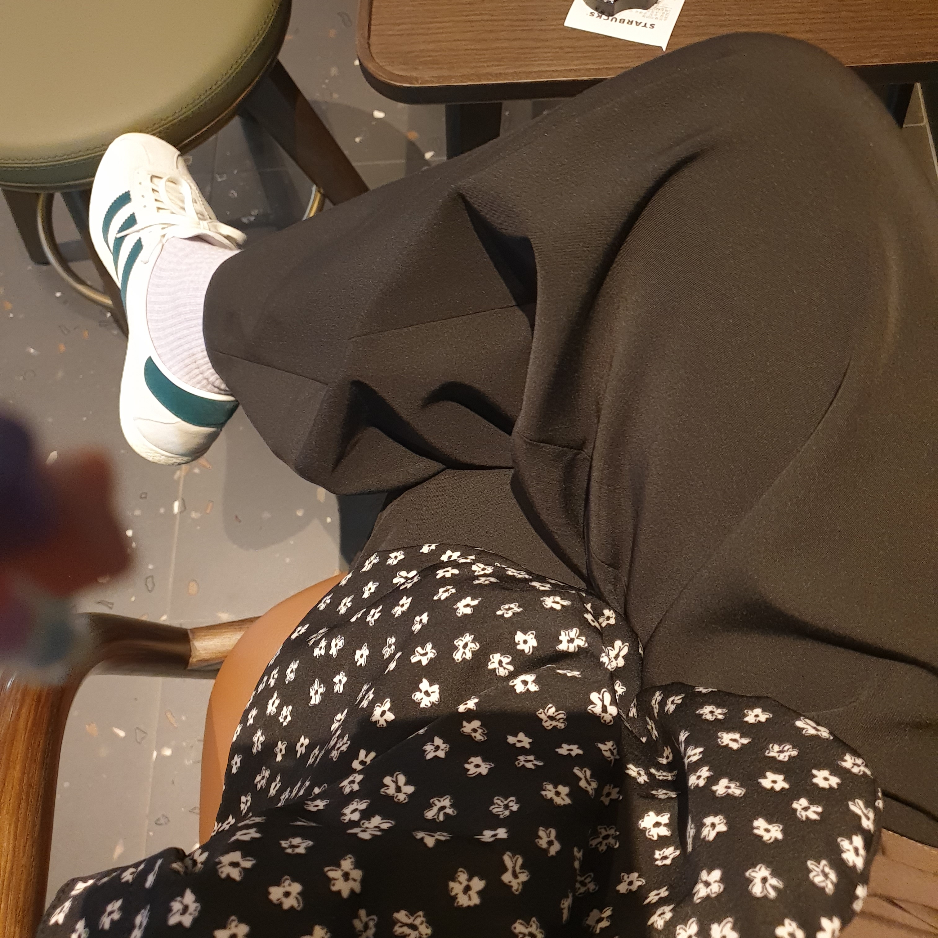 Adidas Tobacco Off White Collegiate Green 착용 스타일