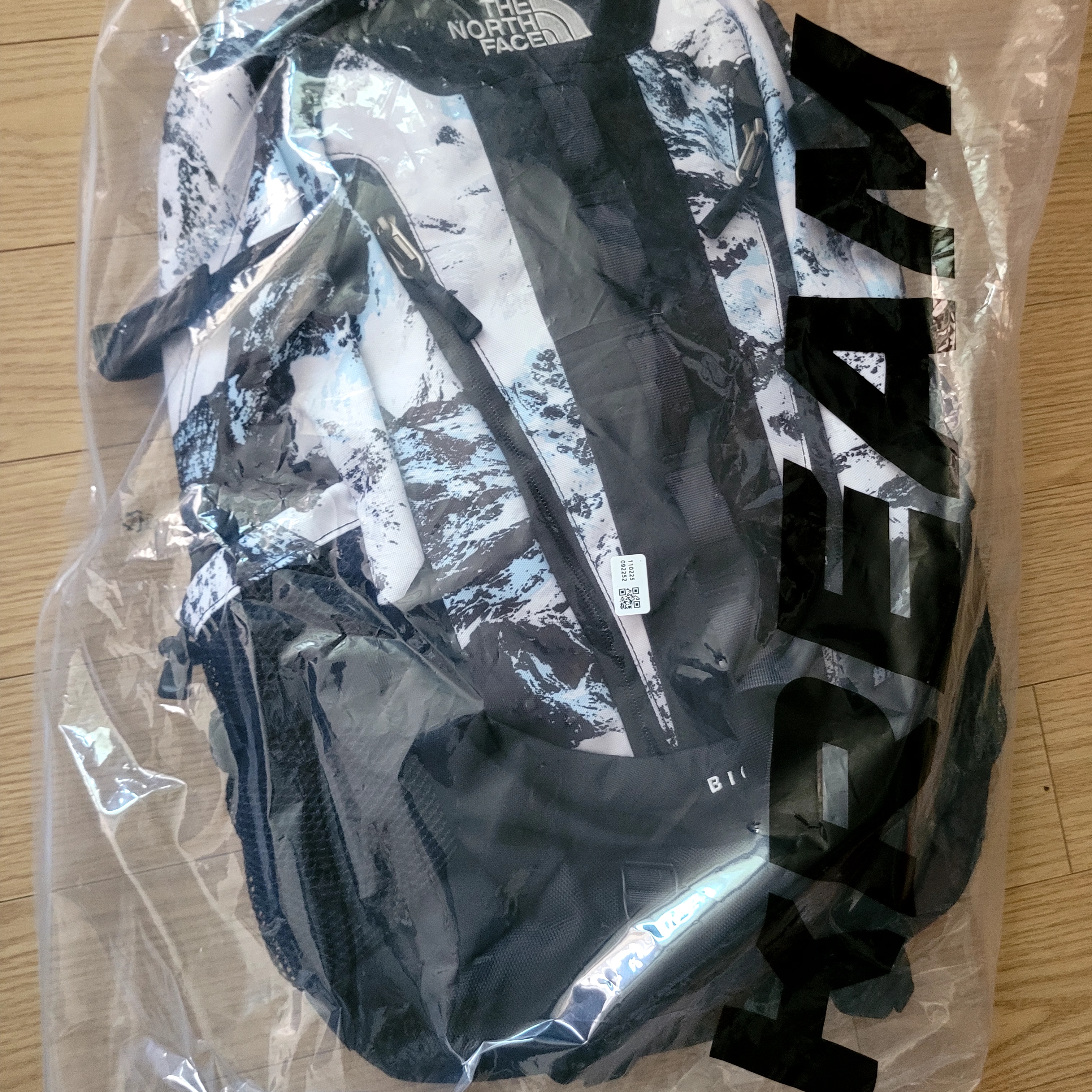 The North Face Big Shot White 착용 스타일