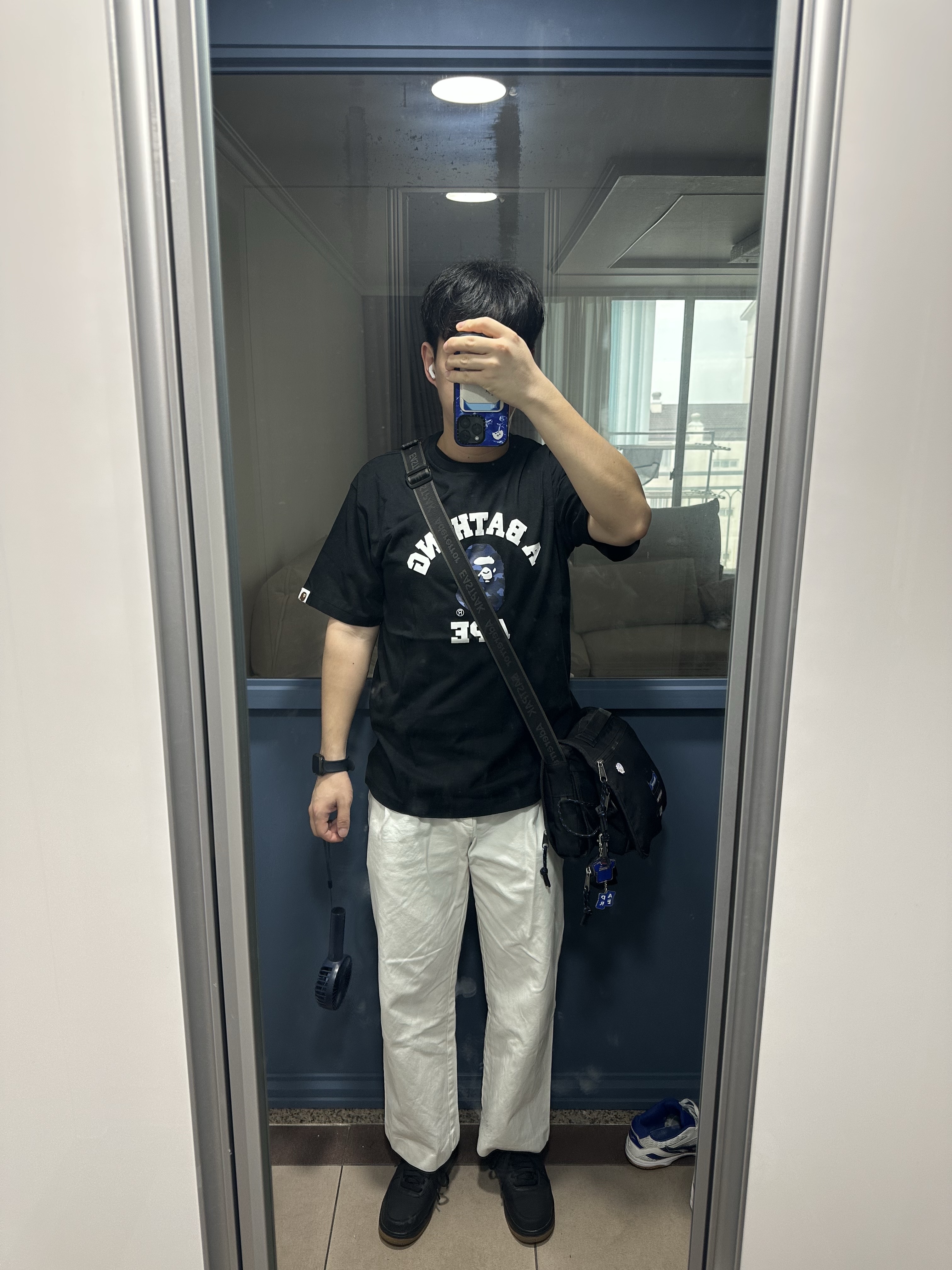 BAPE Color Camo College T-Shirt Black Navy 착용 스타일