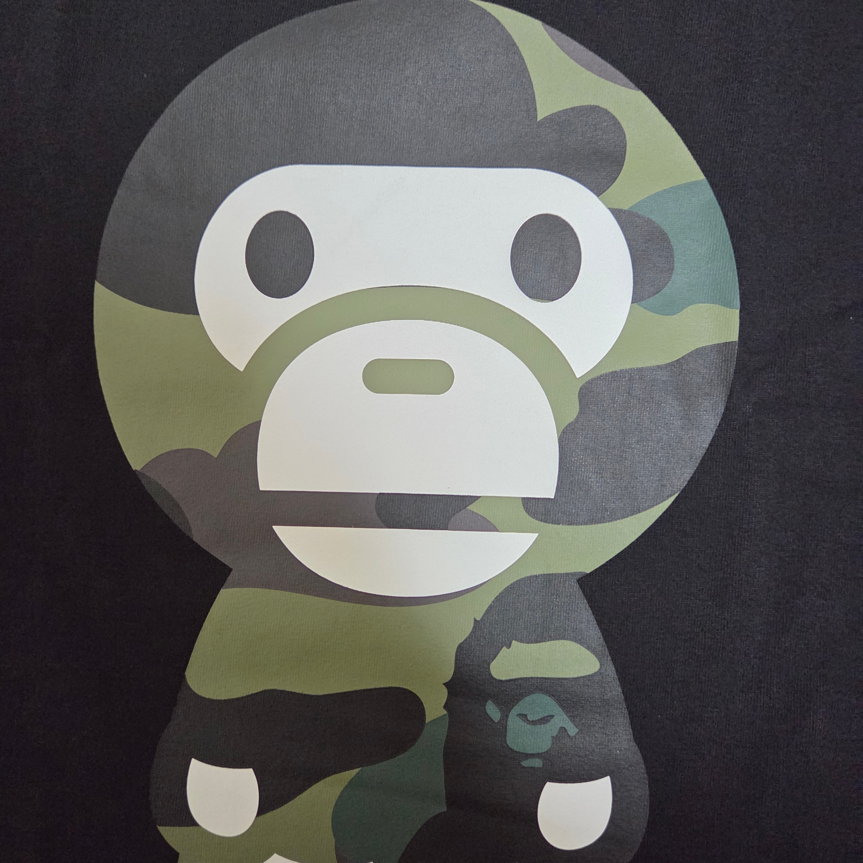 BAPE Giant 1st Camo Big Baby Milo T-Shirt Black Green 착용 스타일
