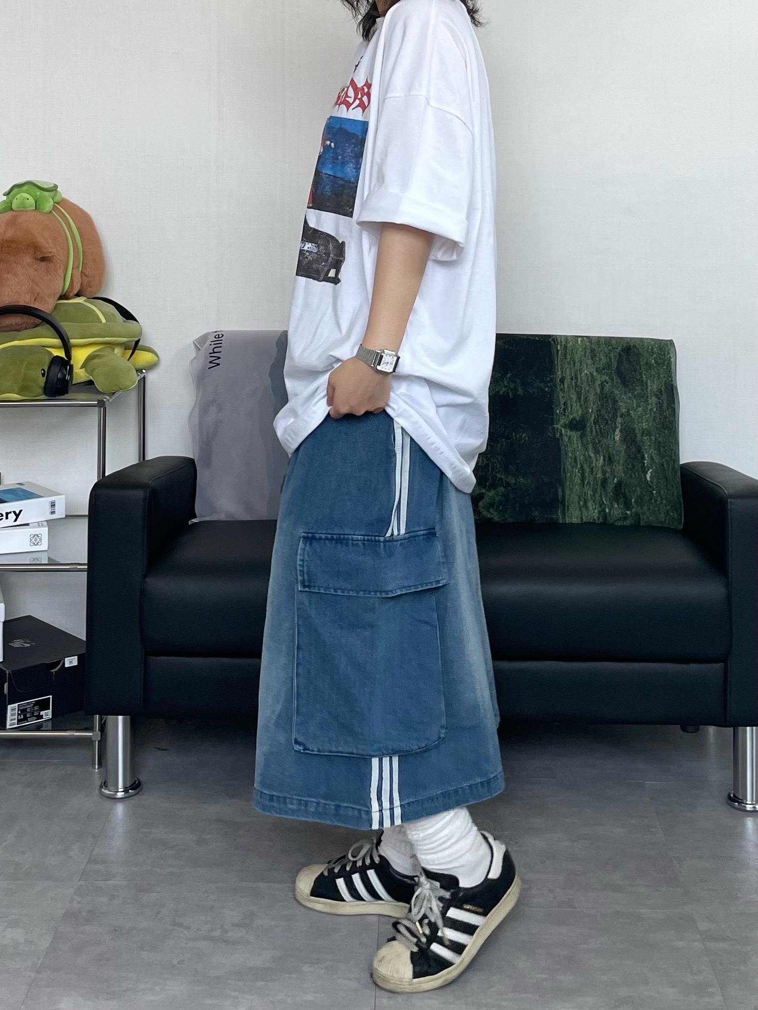 Adidas Superstar Premium Black White 착용 스타일 - 5