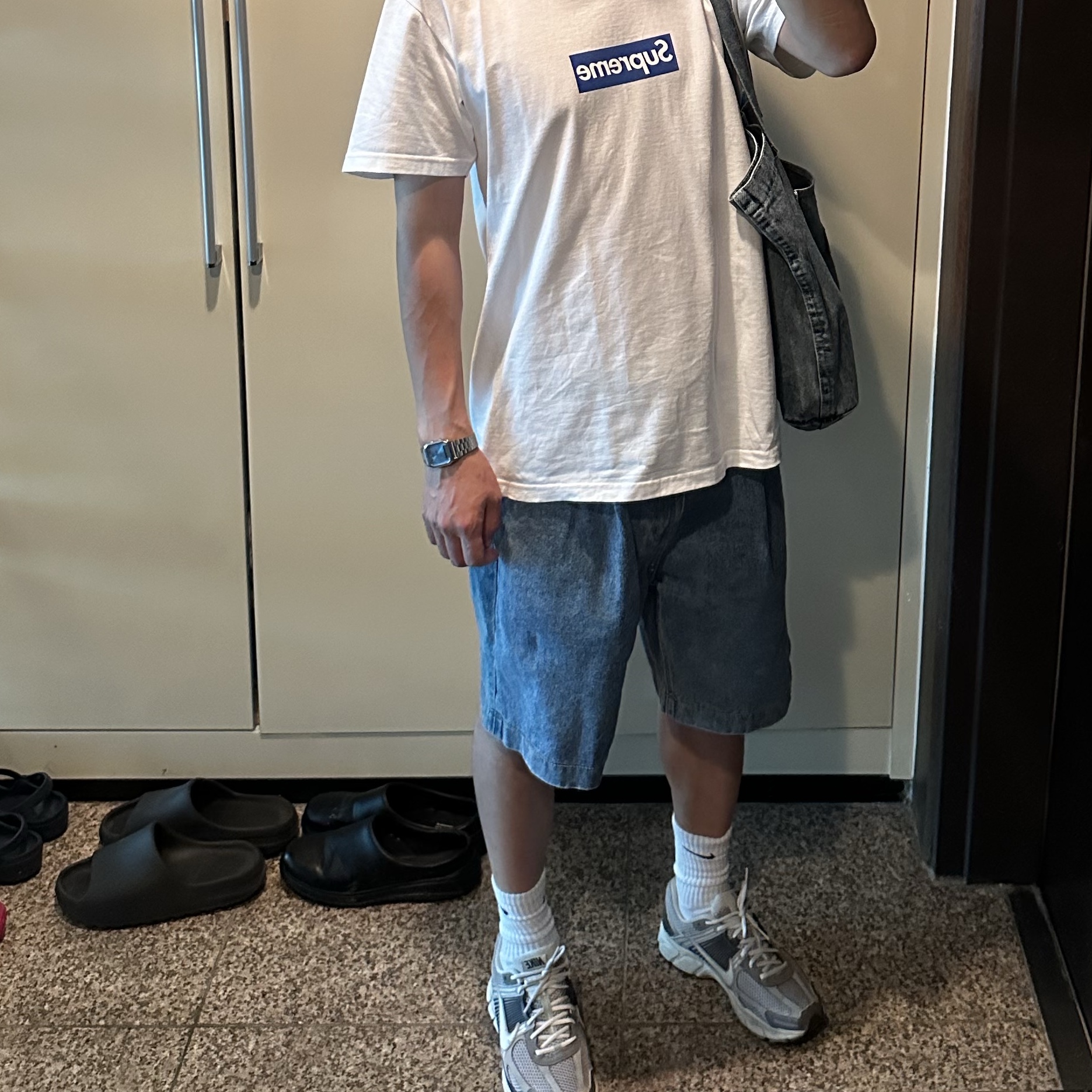 Casio AQ-230A-2A1MQY, Supreme Seoul Box Logo T-Shirt White - 23FW 착용 스타일