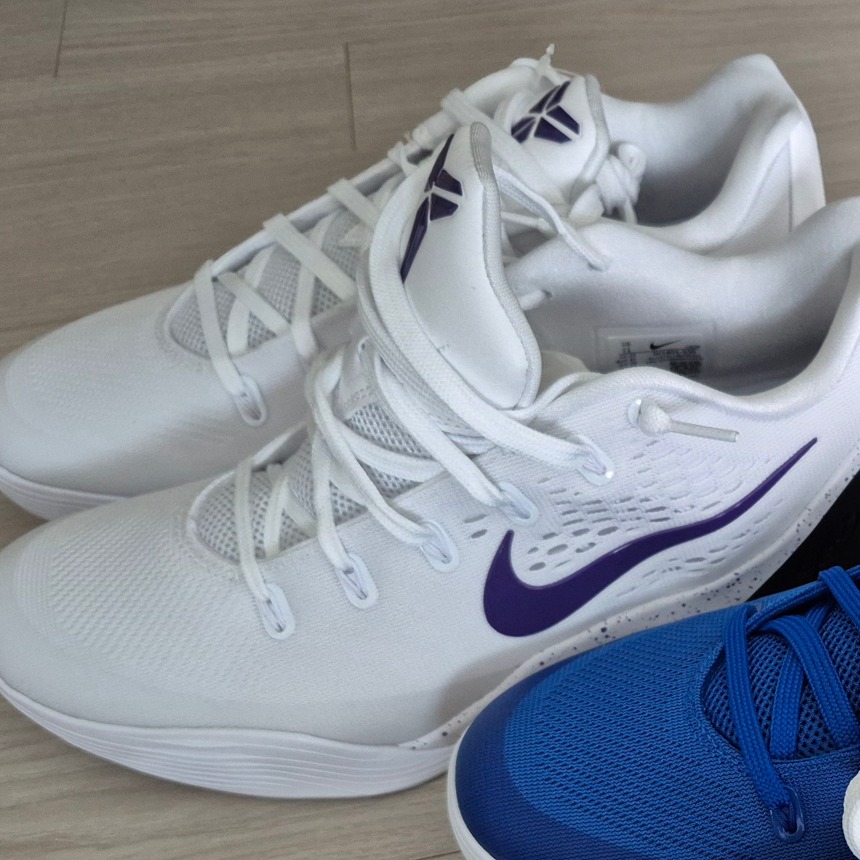 Nike Kobe 9 Elite Low EM Protro White Court Purple 착용 스타일