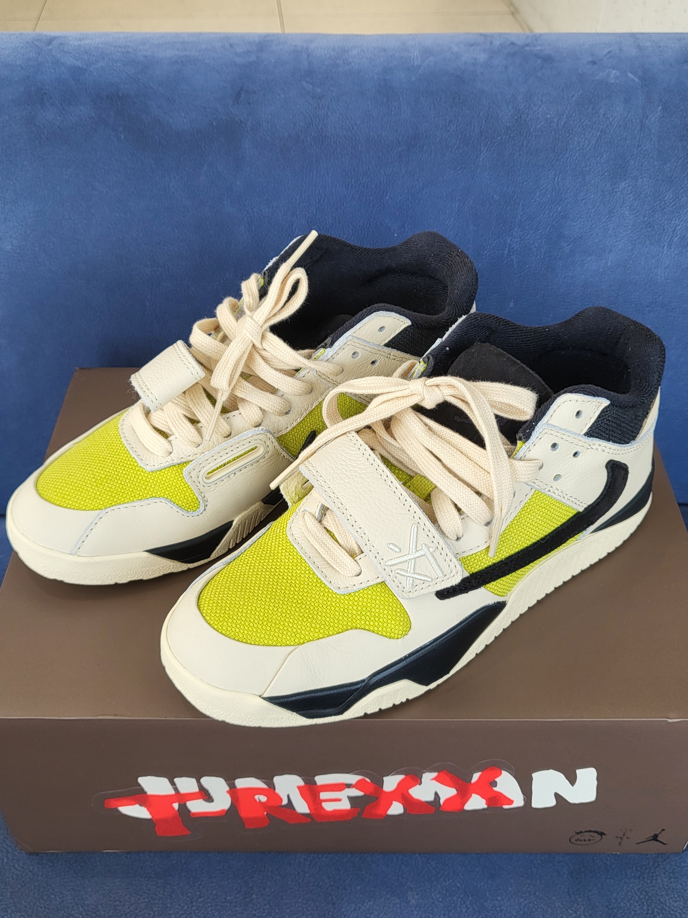 Jordan x Travis Scott Jumpman Jack TR Bright Cactus 착용 스타일 - 4