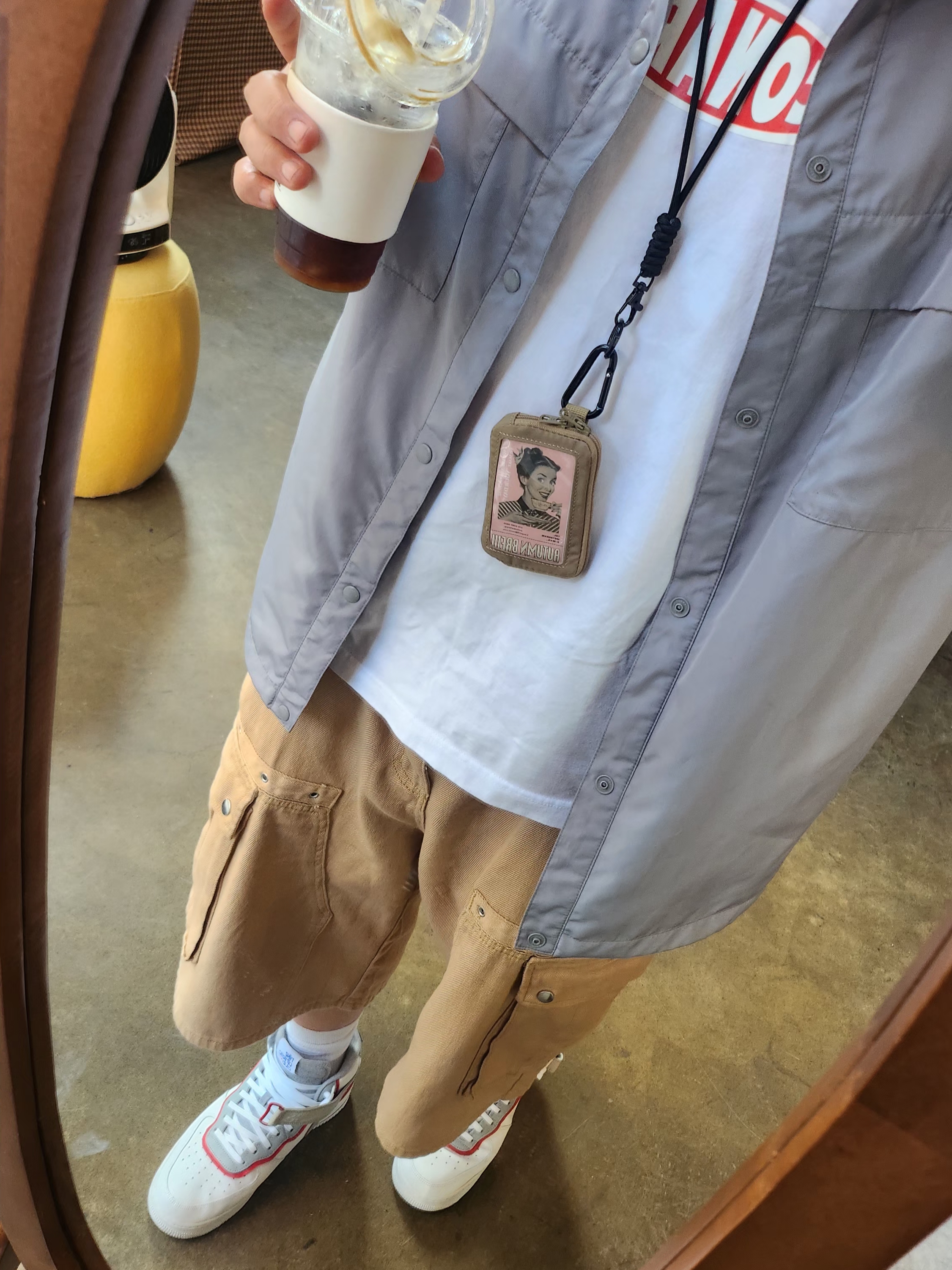 Supreme Flames Jacquard Denim Camp Cap Washed Indigo - 23SS, Human Made Military Card Case Beige 착용 스타일 - 3