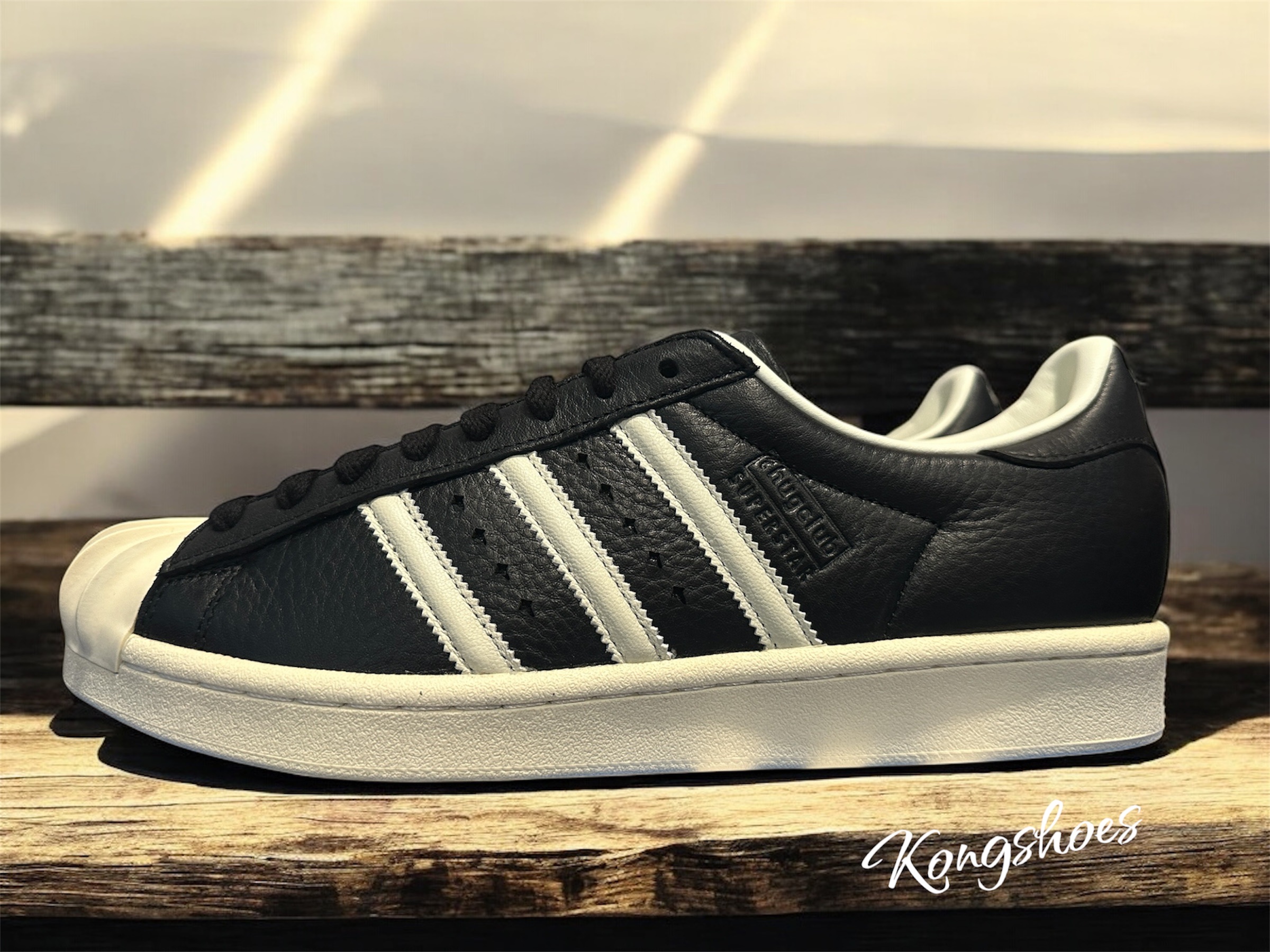 Adidas x Thug Club Superstar Vintage Core Black Cream White 착용 스타일