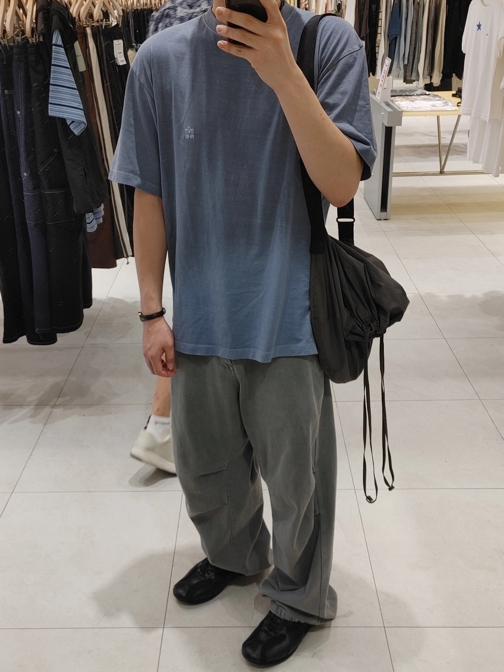 Polyteru Human Index Human Regular 1/2 T-Shirt Dyed Blue, Casio LTP-V007L-7B1 착용 스타일 - 1