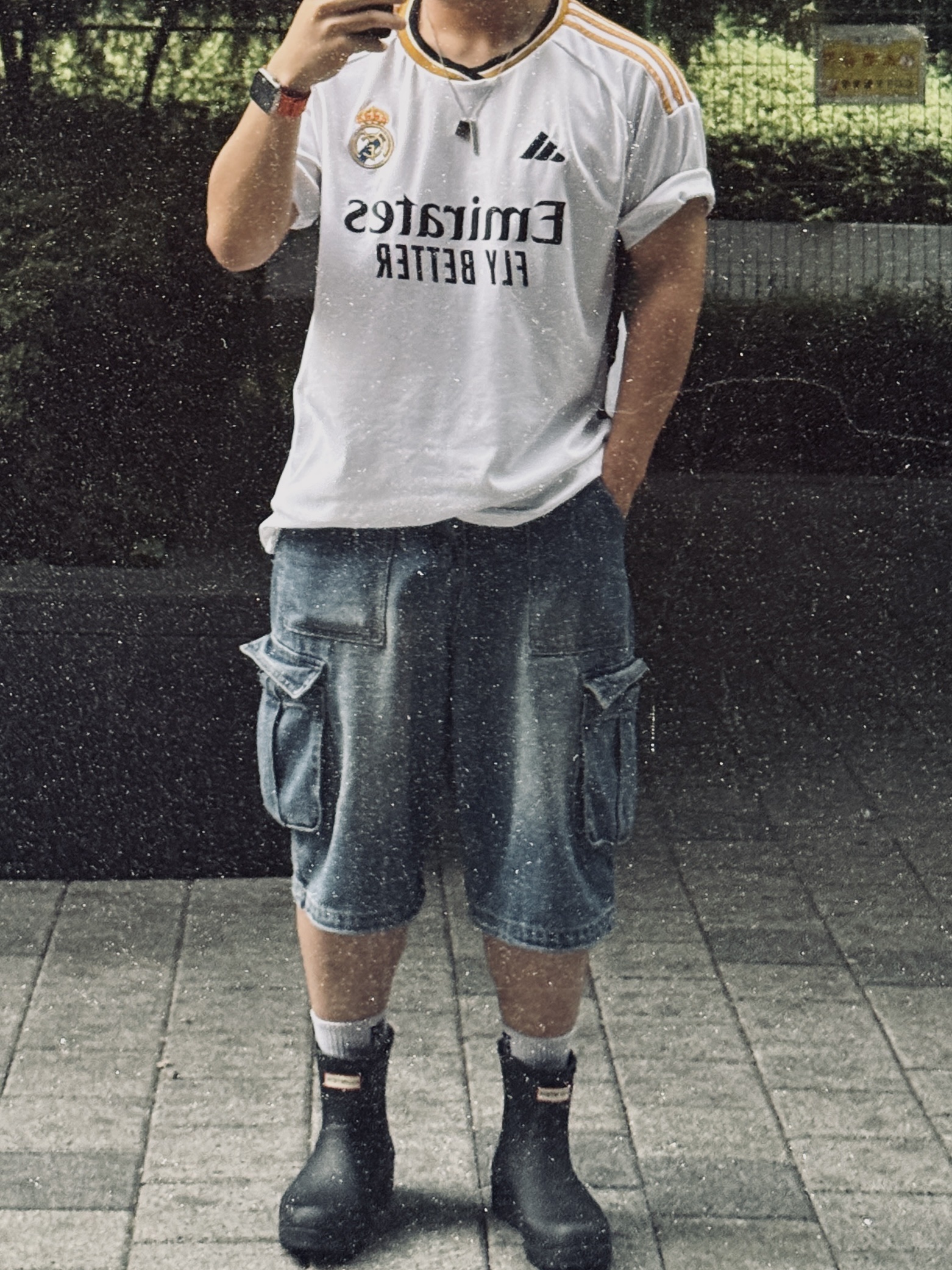 Adidas Real Madrid 2023/24 Home Jersey White - US Sizing (Non Marking Ver.), Hunter Play Short Wellington Boots Black 착용 스타일 - 1