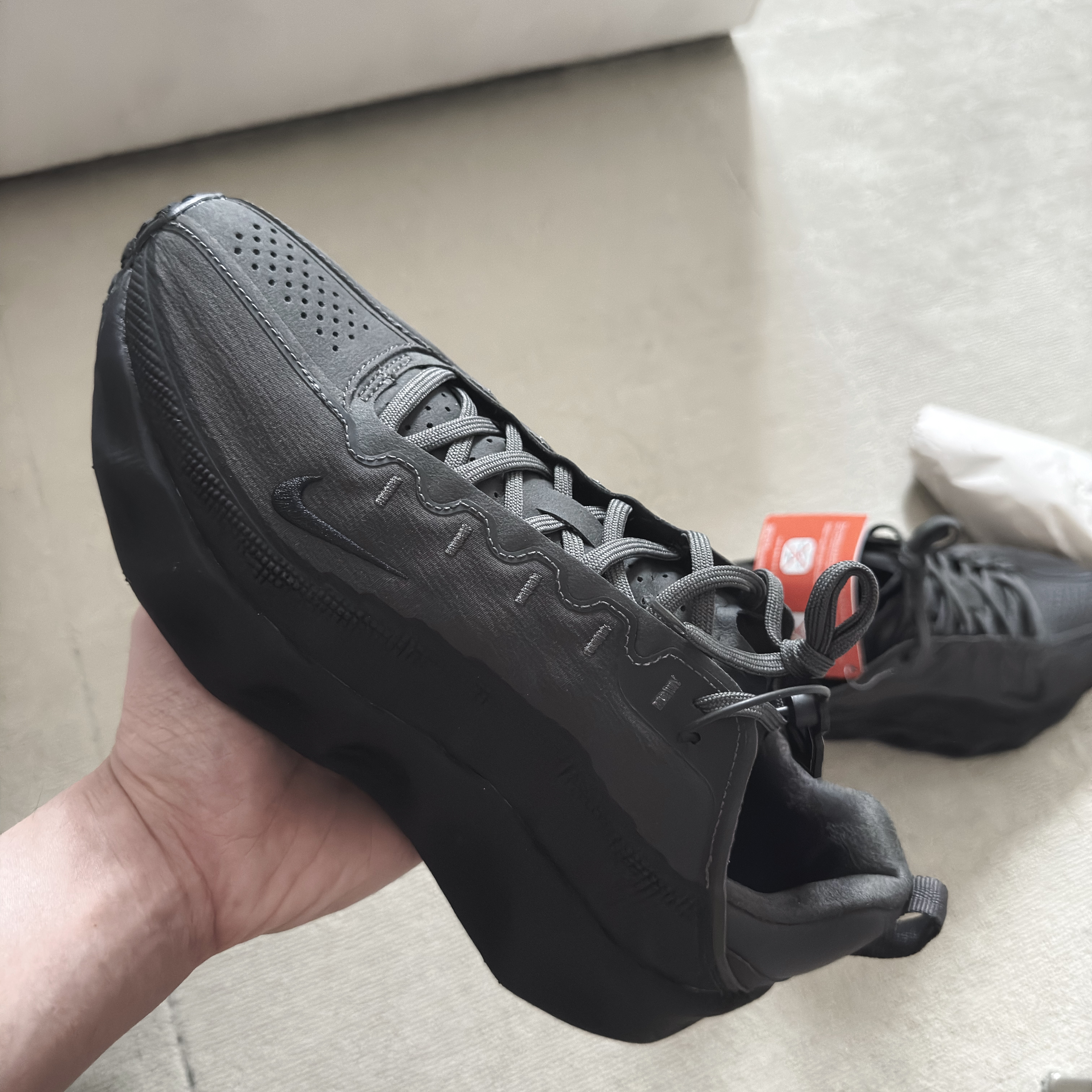 Nike x Hyein Seo Ava Rover Black 착용 스타일
