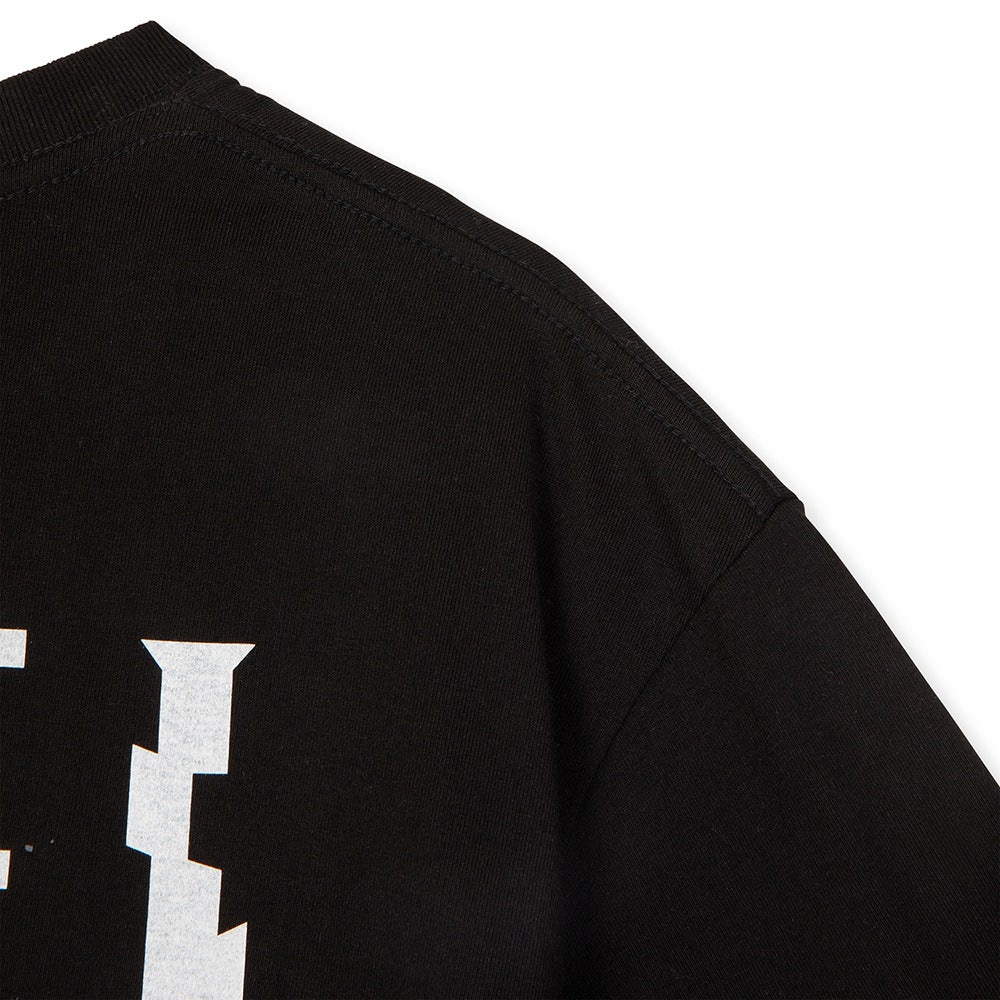 PCS25GXSS004 Peaches. After Market Graphic S/S Tee Black - #5