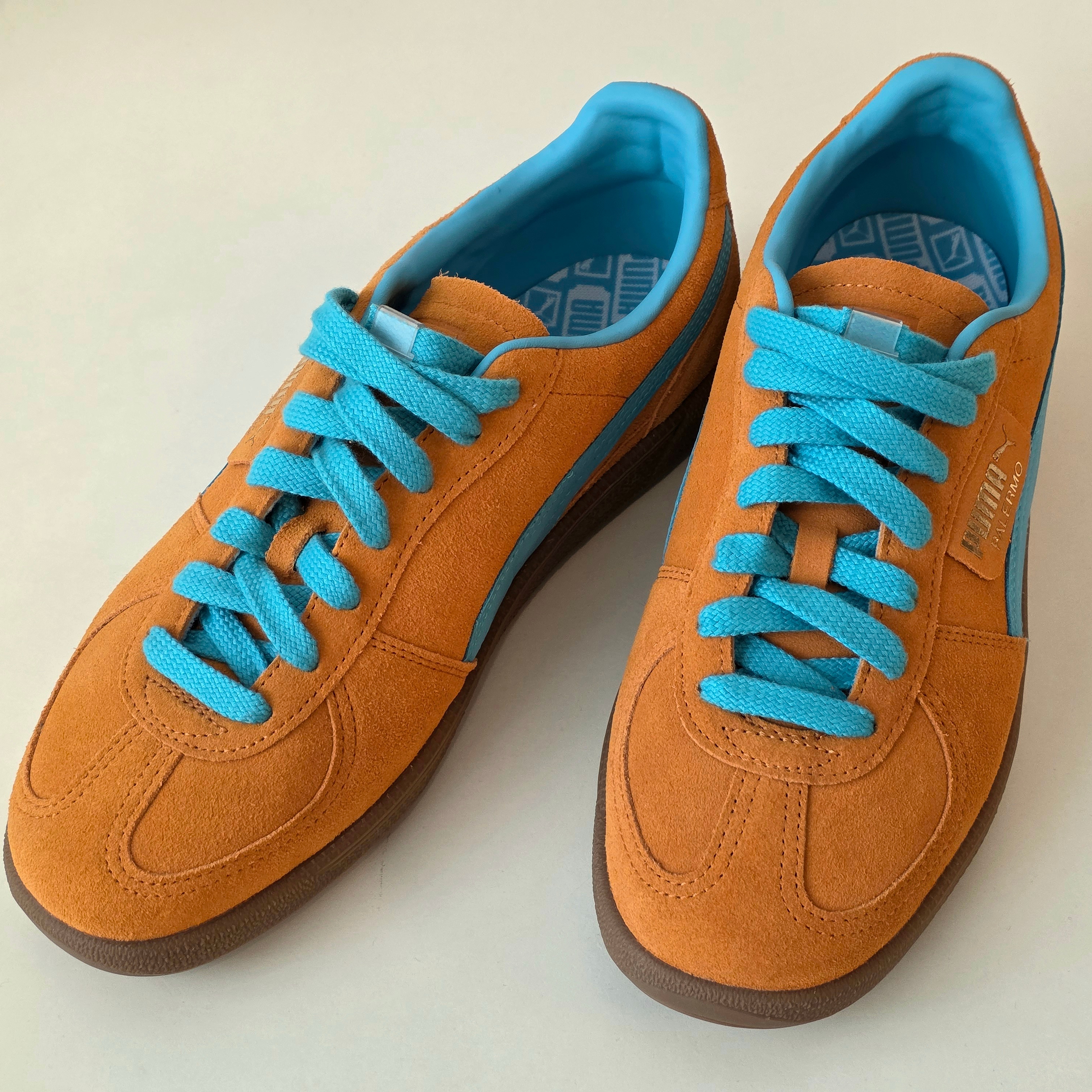 Puma Palermo Dark Cheddar Bright Aqua 착용 스타일 - 2