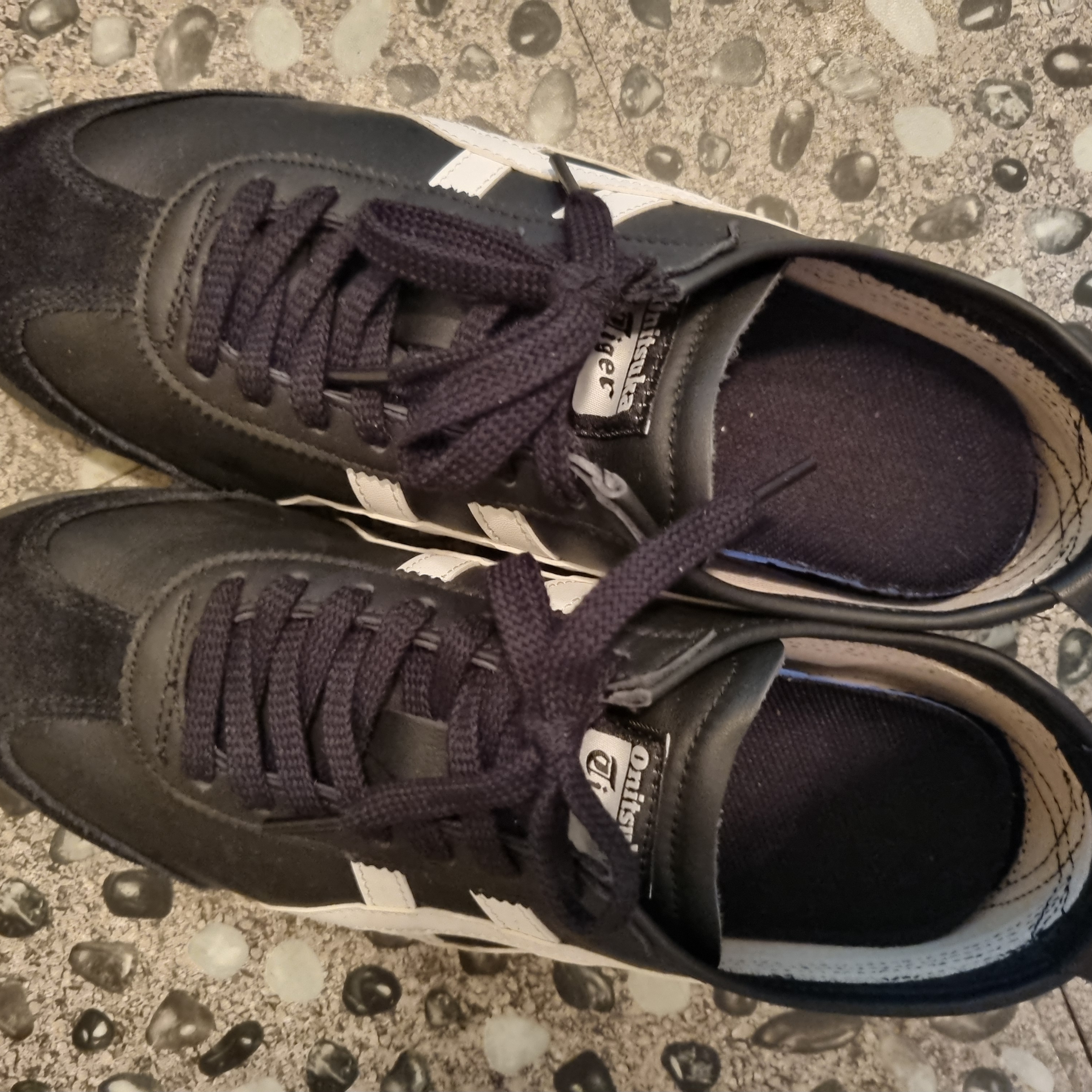 Onitsuka Tiger Mexico 66 Black White 착용 스타일 - 2