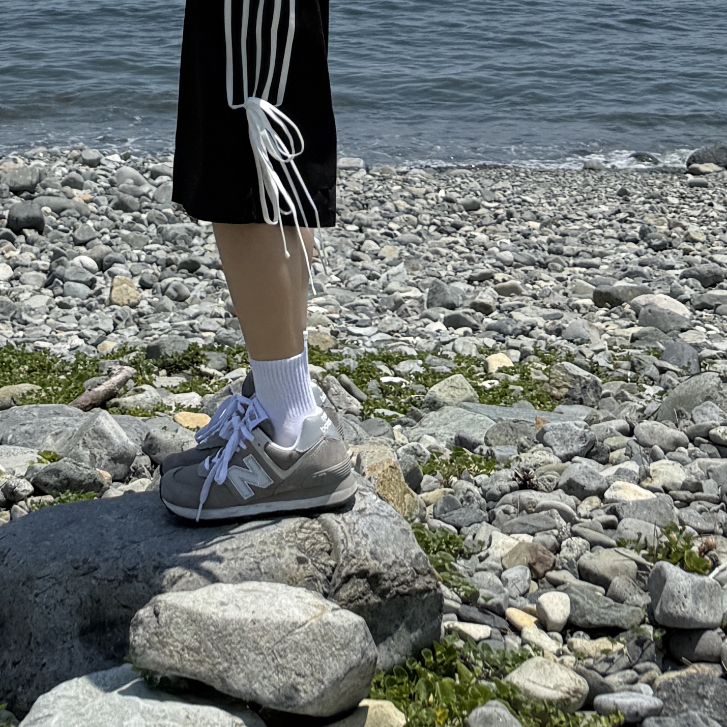 (W) New Balance 574 Worn By Anyone Grey - B Standard 착용 스타일