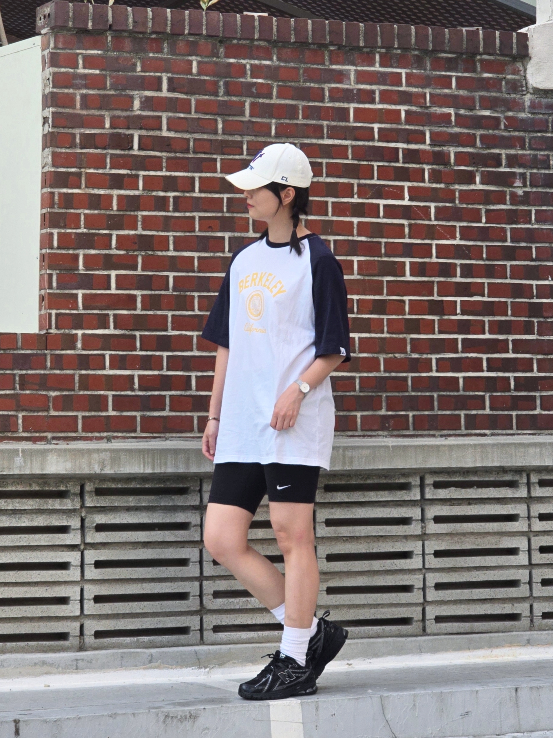 Nike x Drake Nocta NRG LU L91 Cap White, (W) Nike Essential Mid Rise Bike Shorts Black - Asia 착용 스타일 - 1