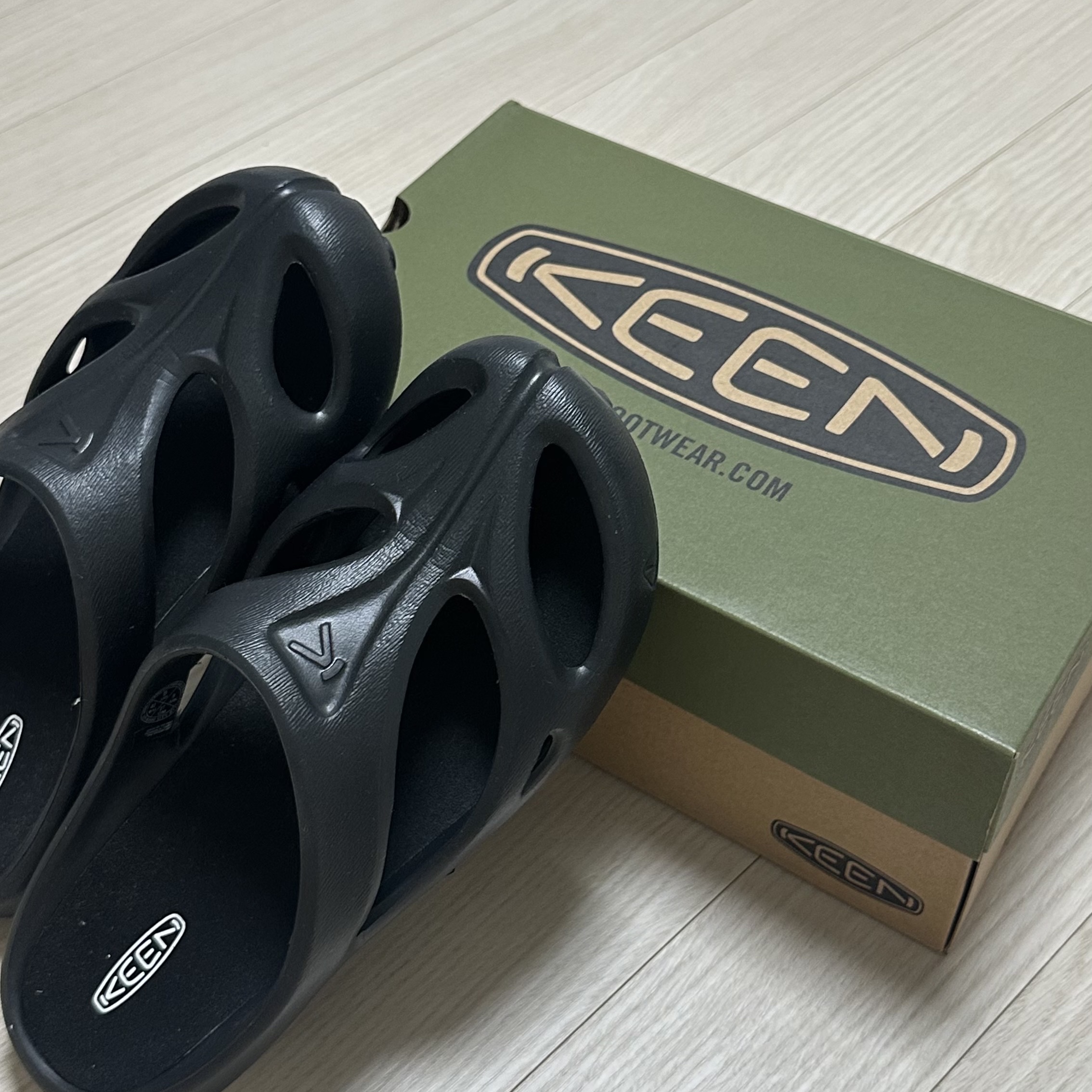 Keen Shanti Black Dawn Blue 착용 스타일