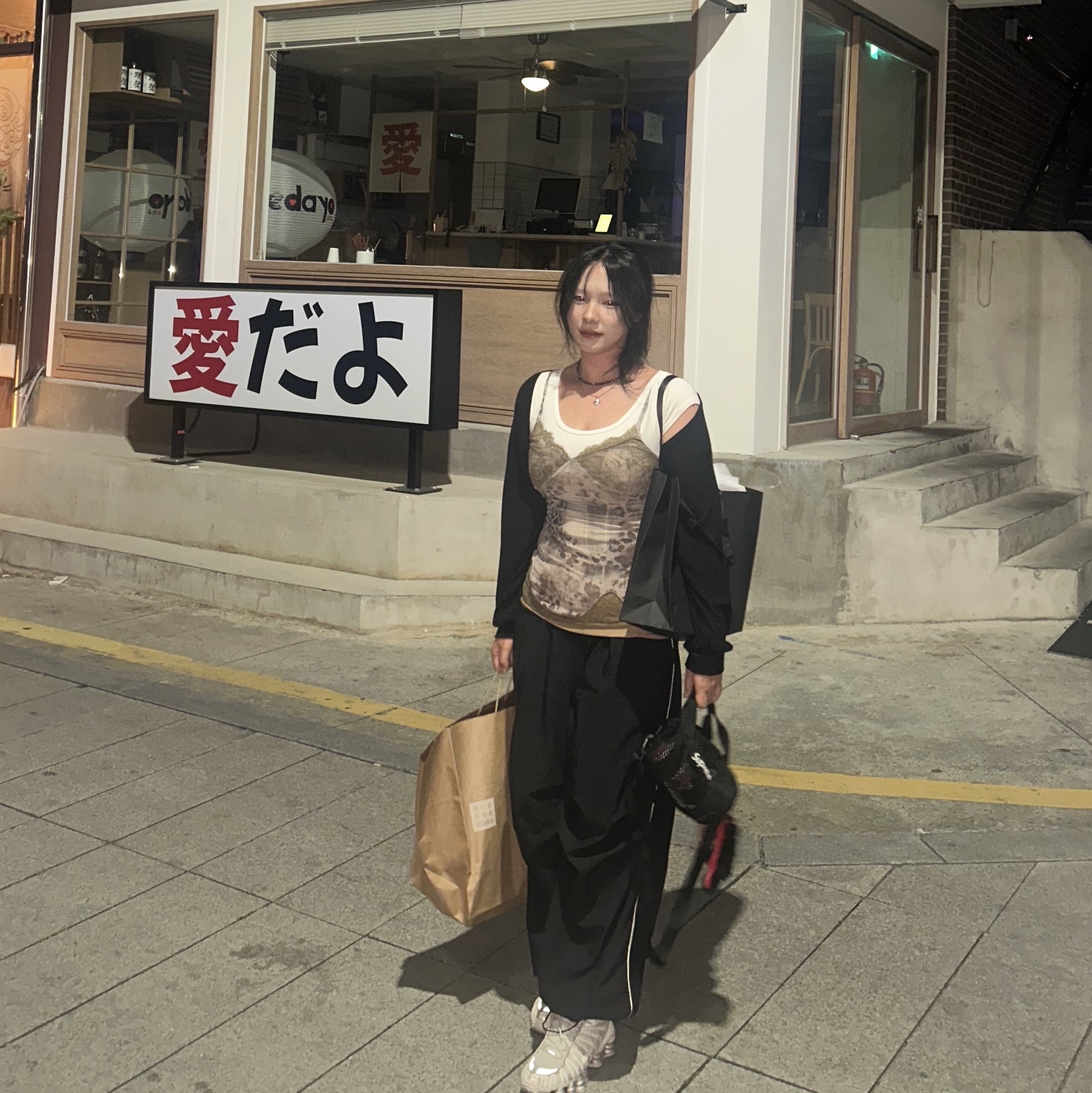 Supreme Mesh Mini Duffle Bag Black - 25SS 착용 스타일 - 1