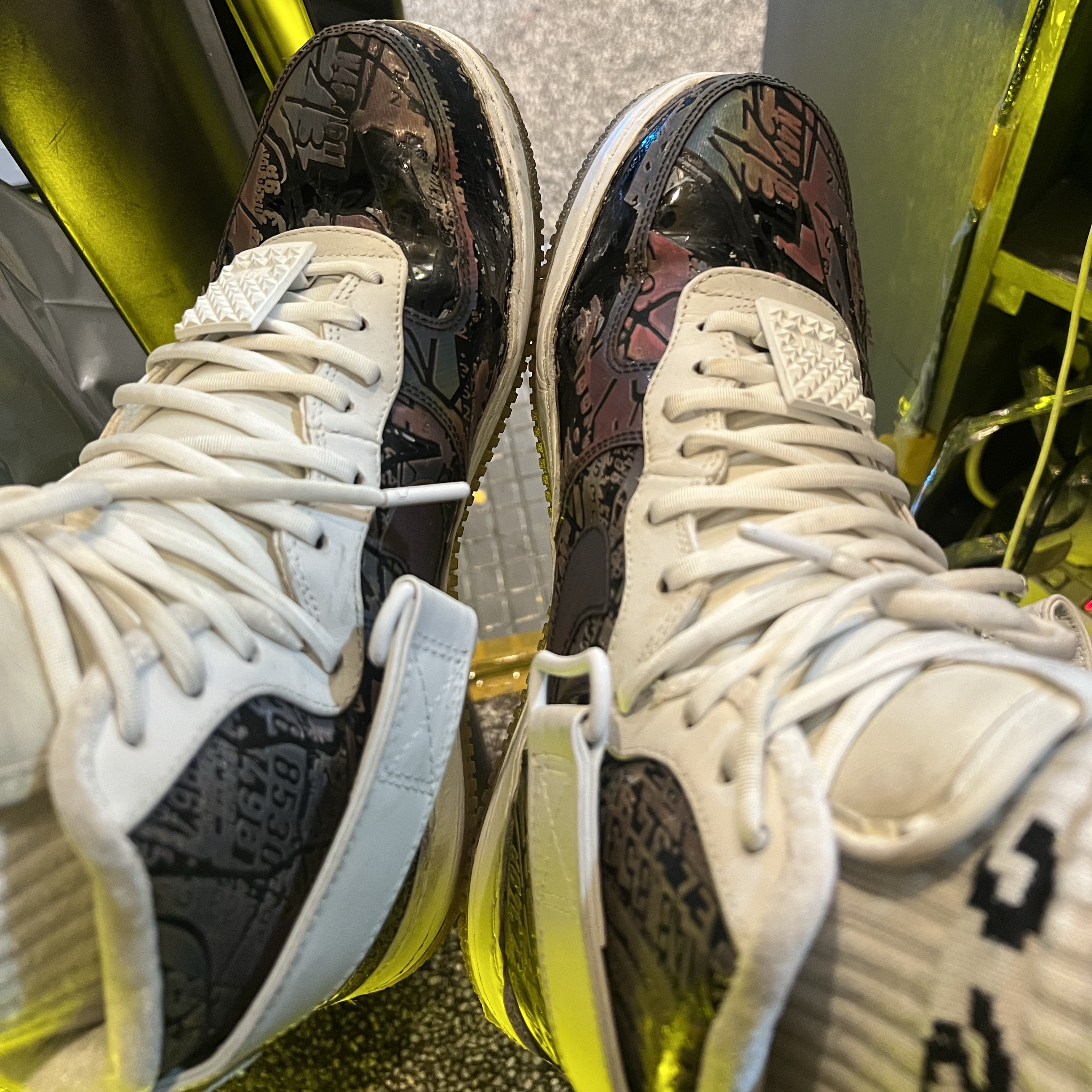 Nike Air Force 1 High Quai 54 착용 스타일