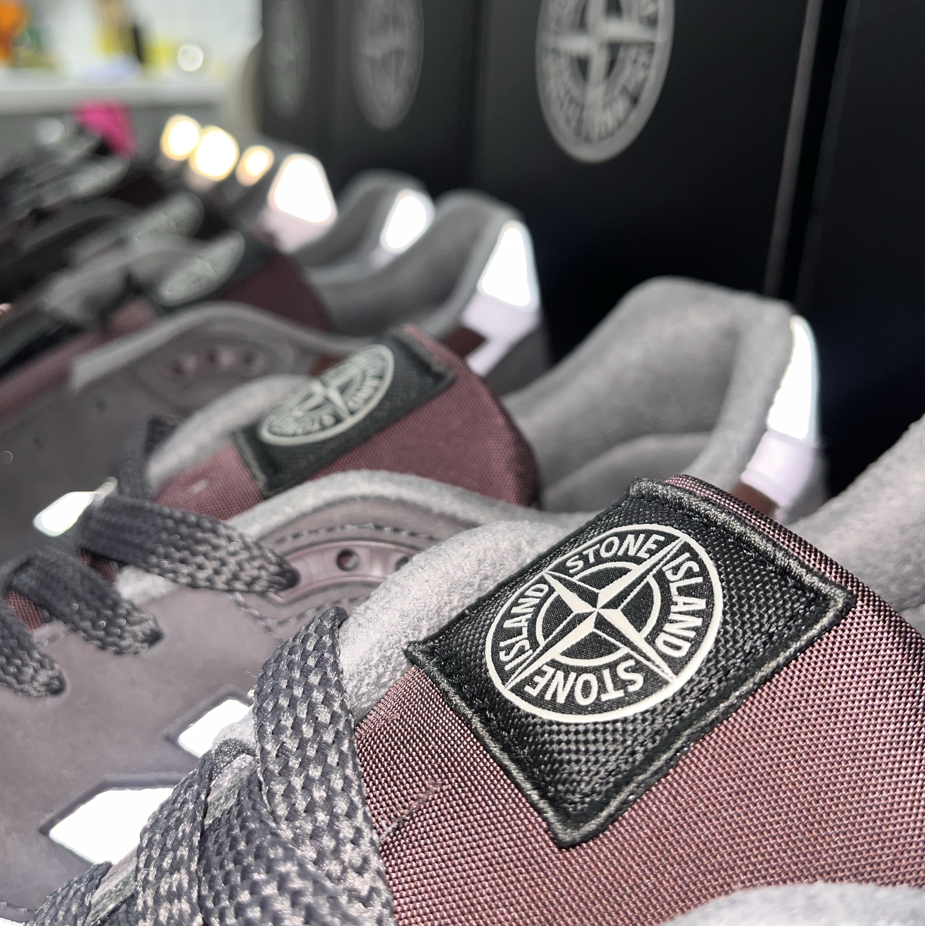 New Balance x Stone Island 998 Made in USA Mauve Deep Plum 착용 스타일 - 2