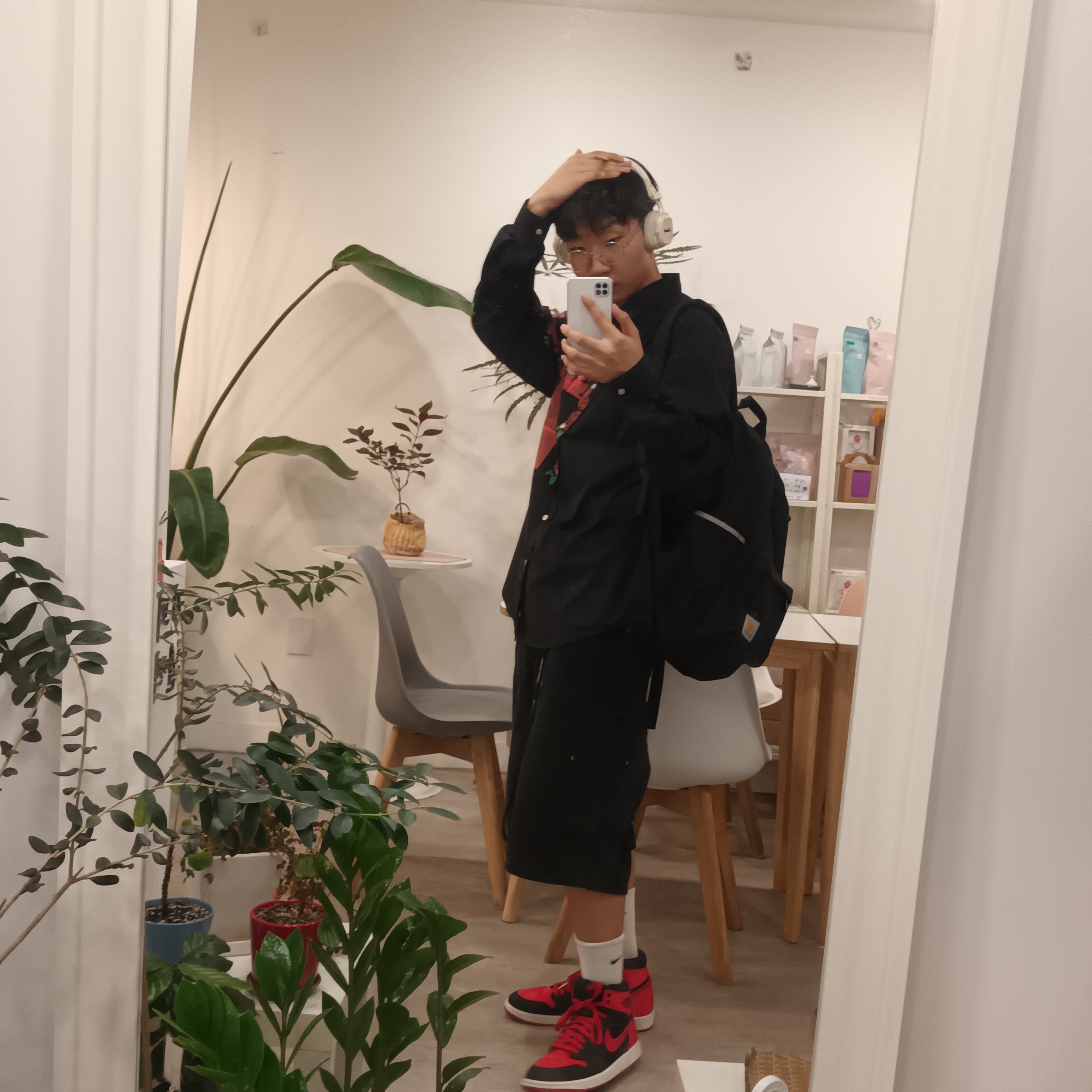 Supreme Destruction Of Purity Shirt Black - 23SS, Carhartt 21L Classic Backpack Black 착용 스타일 - 1