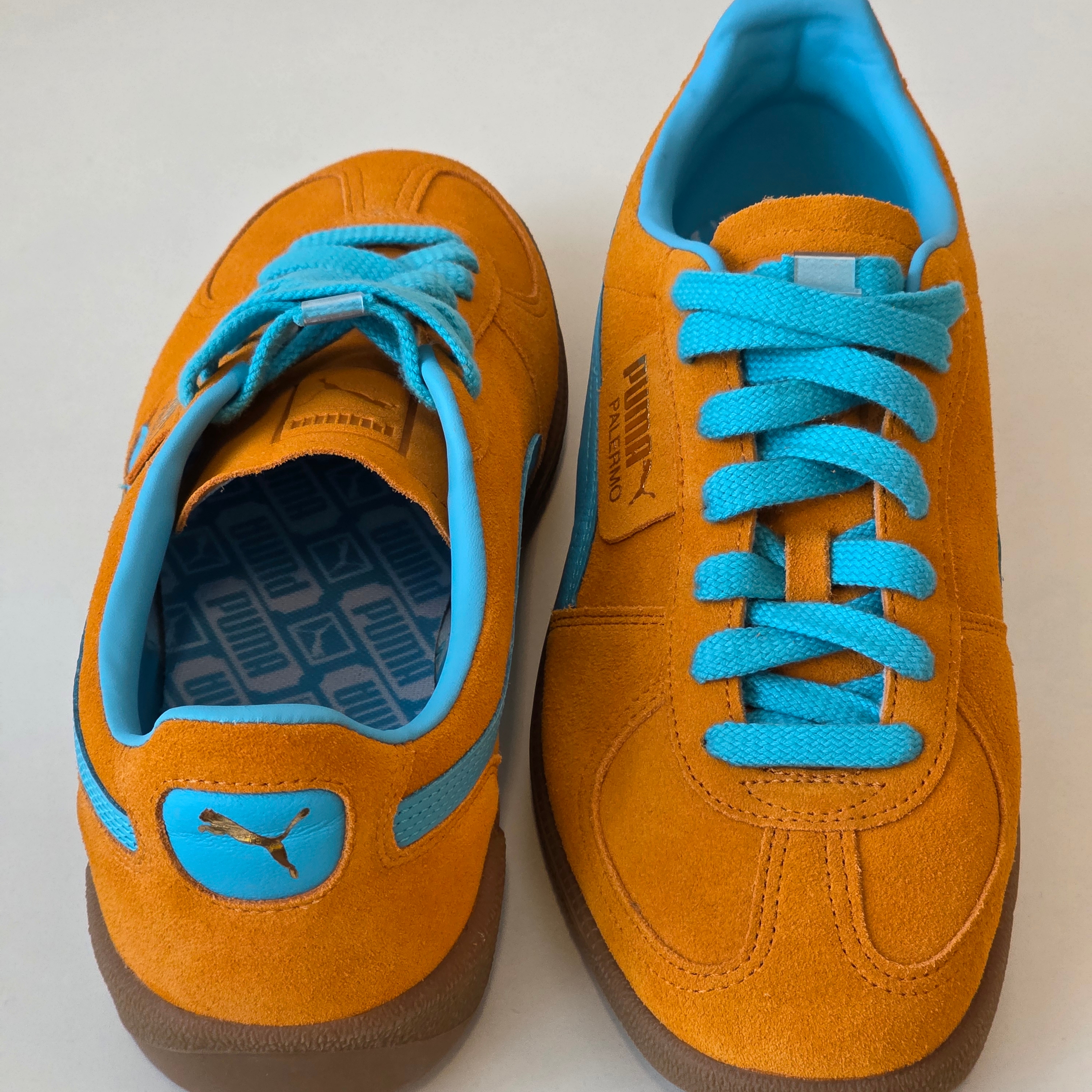 Puma Palermo Dark Cheddar Bright Aqua 착용 스타일 - 3