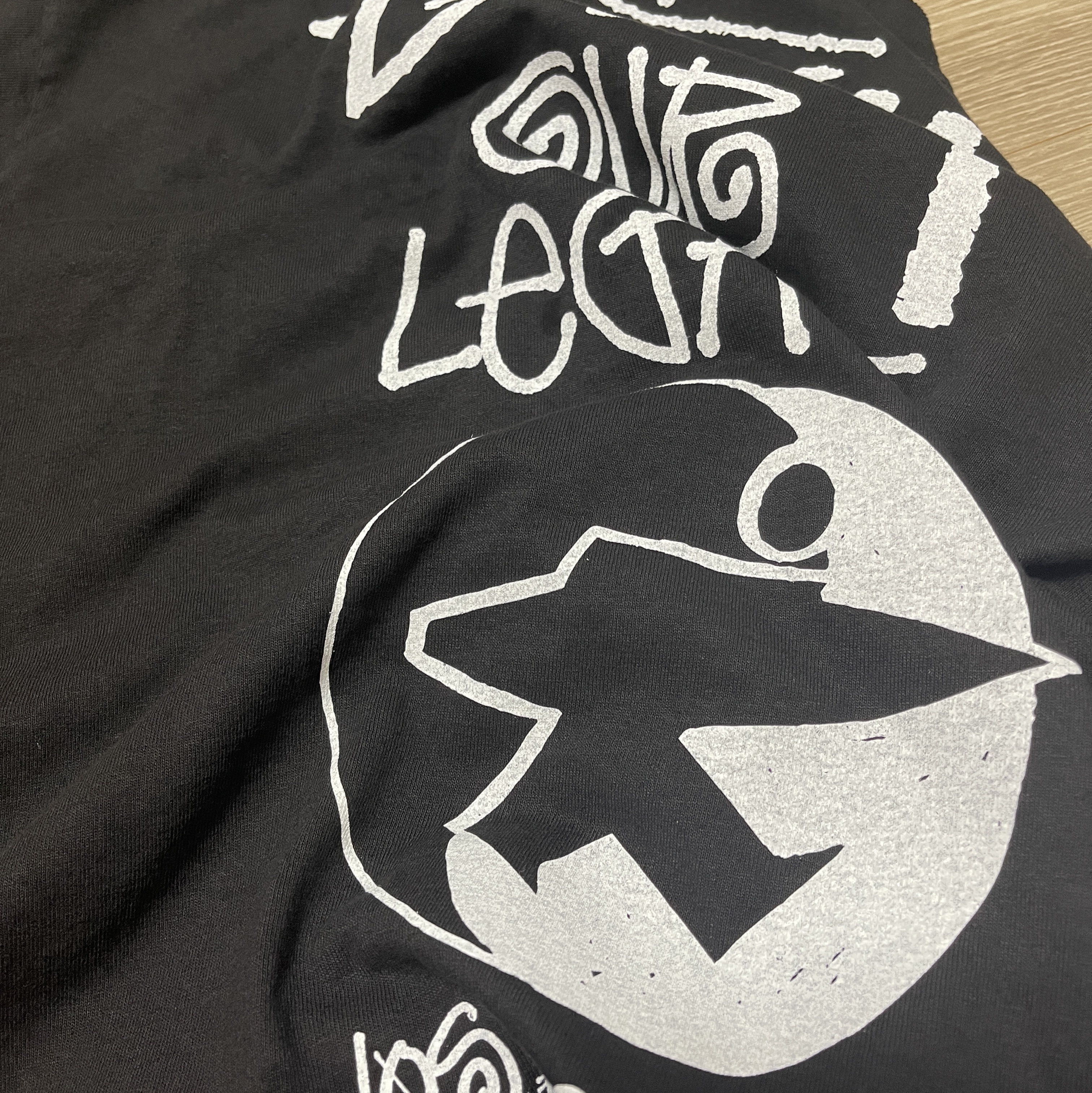 Stussy x Our Legacy Surfman Pigment Dyed T-Shirt Black 착용 스타일 - 3