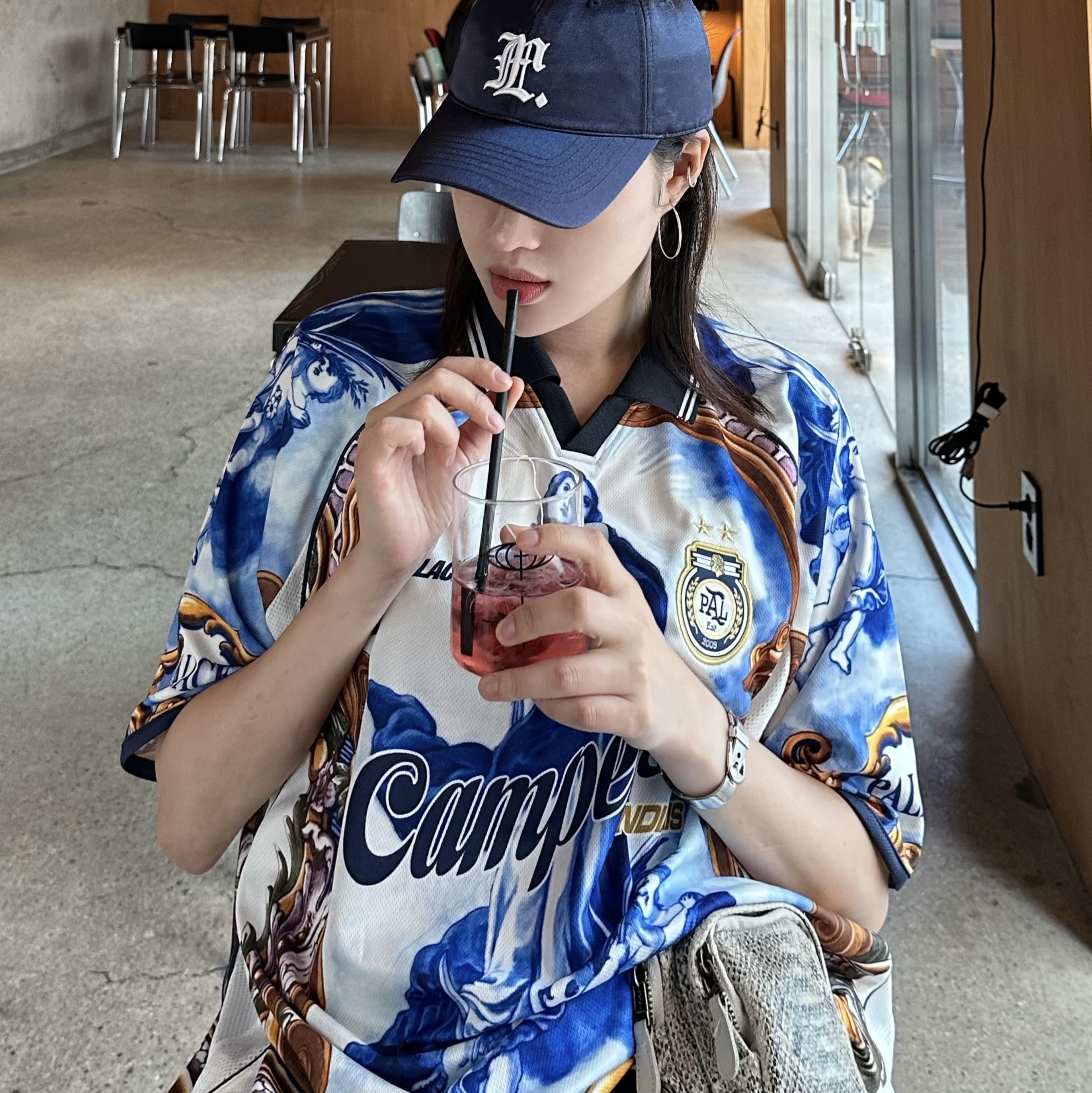 Palace Holy Grail Jersey Navy - 23FW 착용 스타일