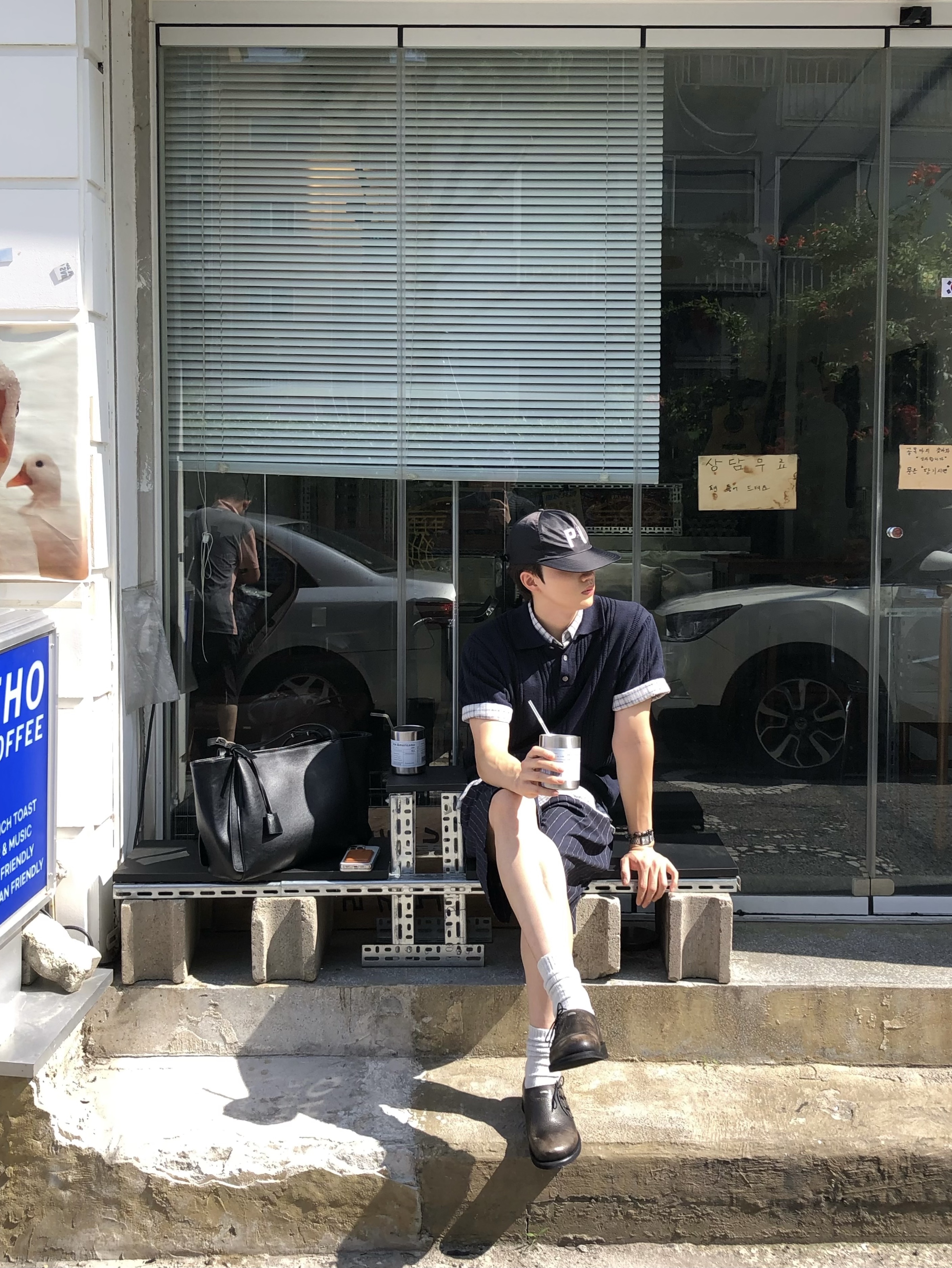[6% 적립] NegativeThree Oblique Derby Shoe Black Beige, Casio LTP-V007D-7E 착용 스타일 - 4
