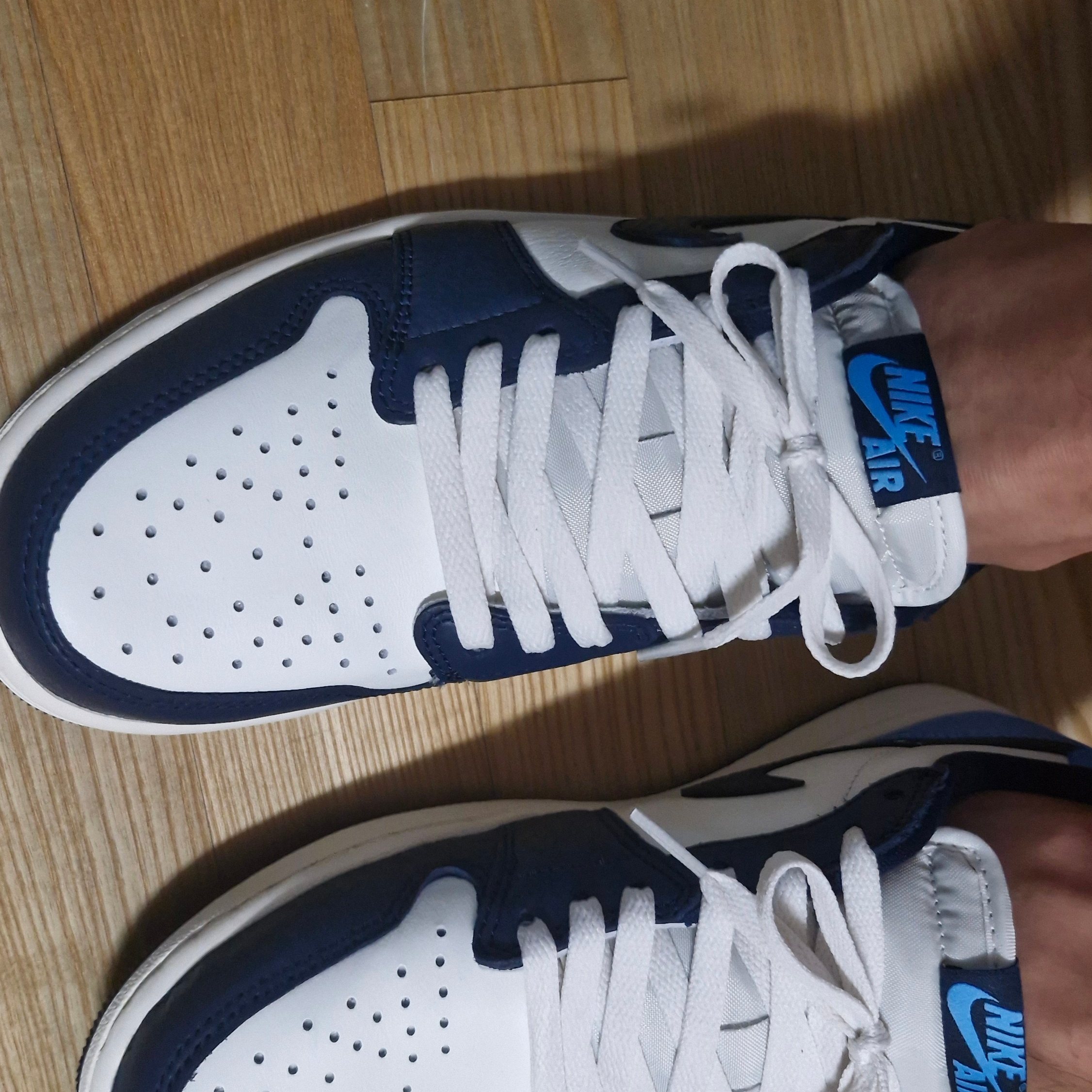 Jordan 1 Low Obsidian 착용 스타일 - 1