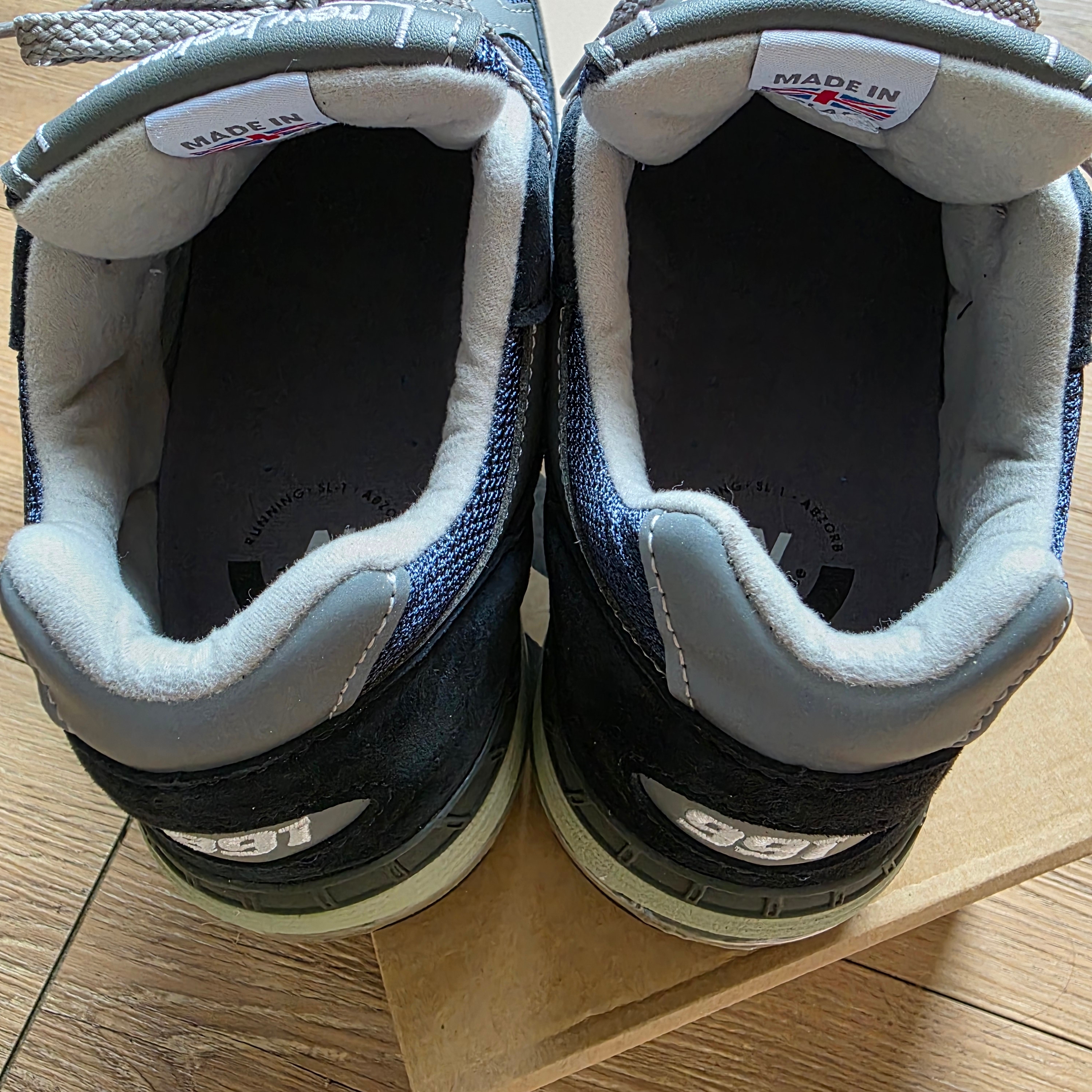 New Balance 991 Made in UK Navy 착용 스타일 - 2