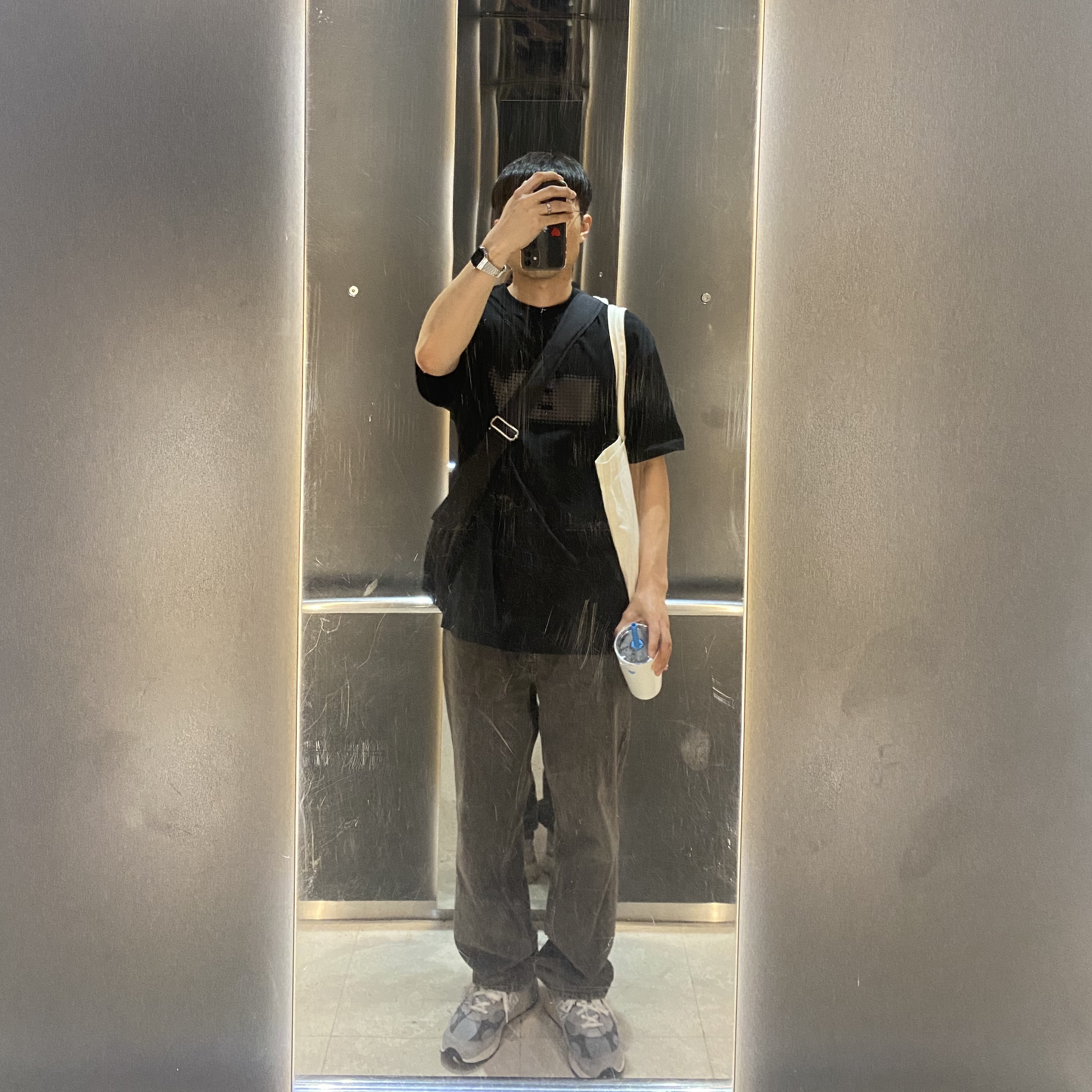 New Balance 992 Made in USA Core Grey Silver Metallic, Human Made x Blue Bottle Coffee Commuter Cup White 착용 스타일