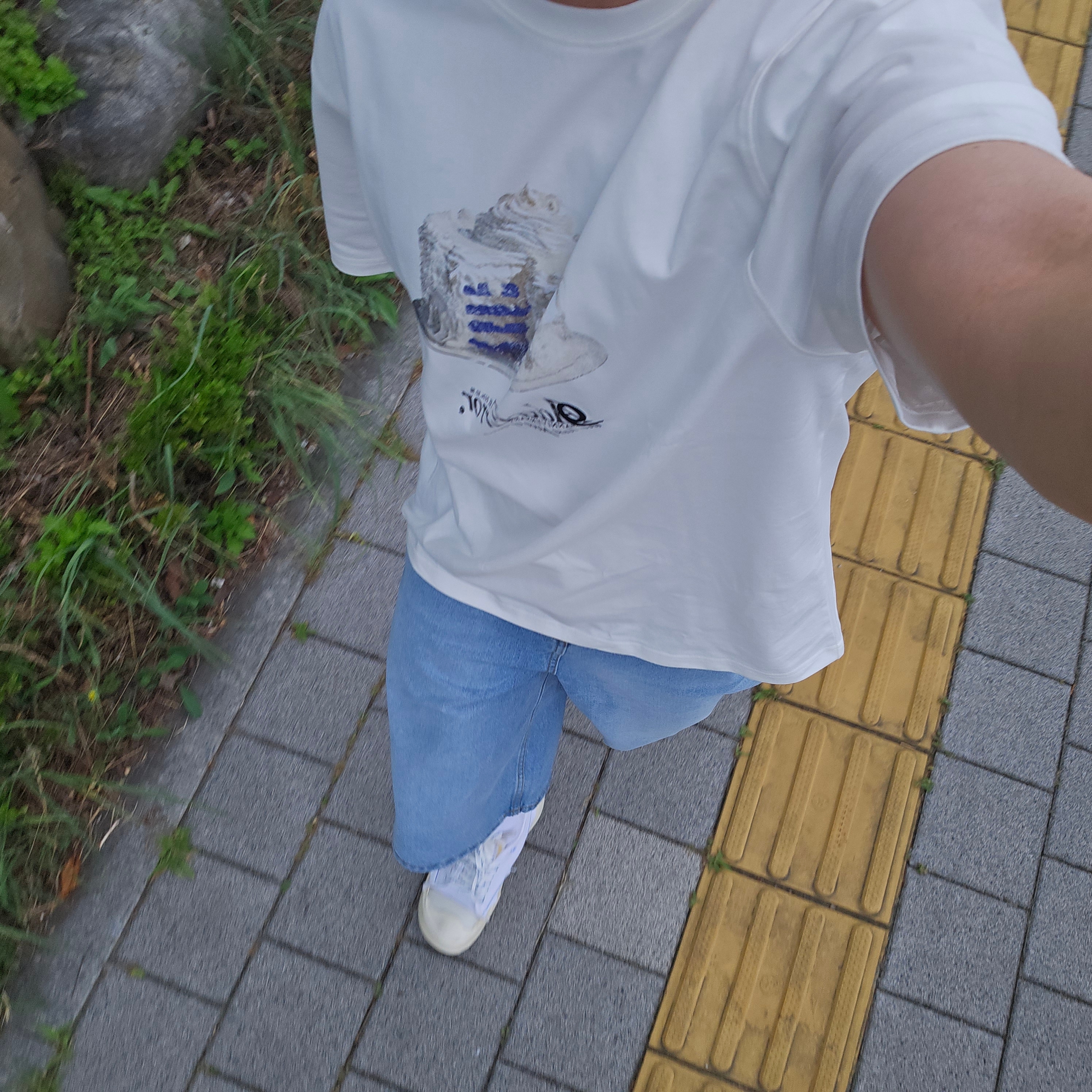 【ADER ERROR】 Og; 9th 2231 아더에러 Og; 9주년 @2231 티셔츠 느와르 | Ader Error | KREAM