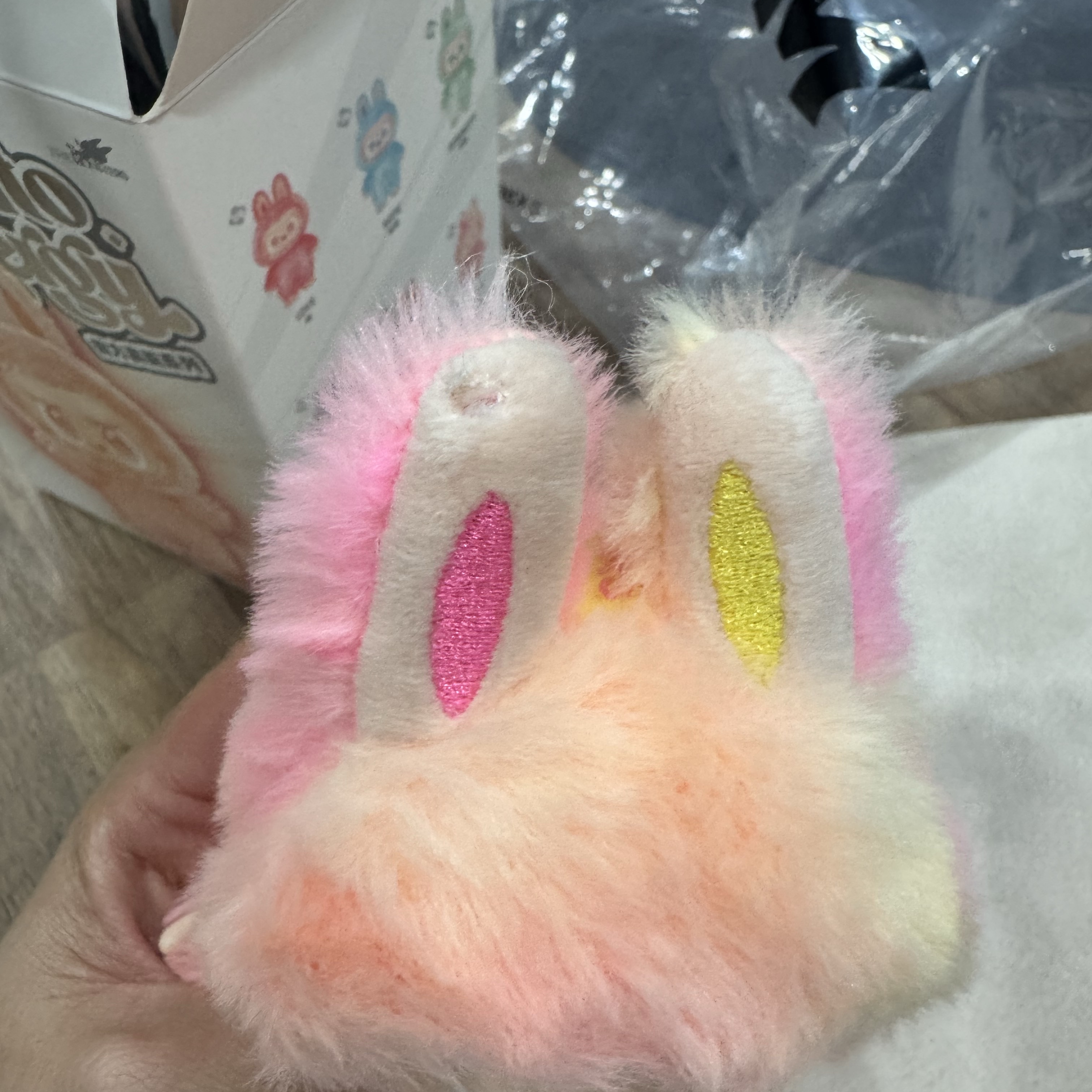 Pop Mart Labubu The Monsters Highlight Series Loyalty Keyring (Opened Case) 착용 스타일