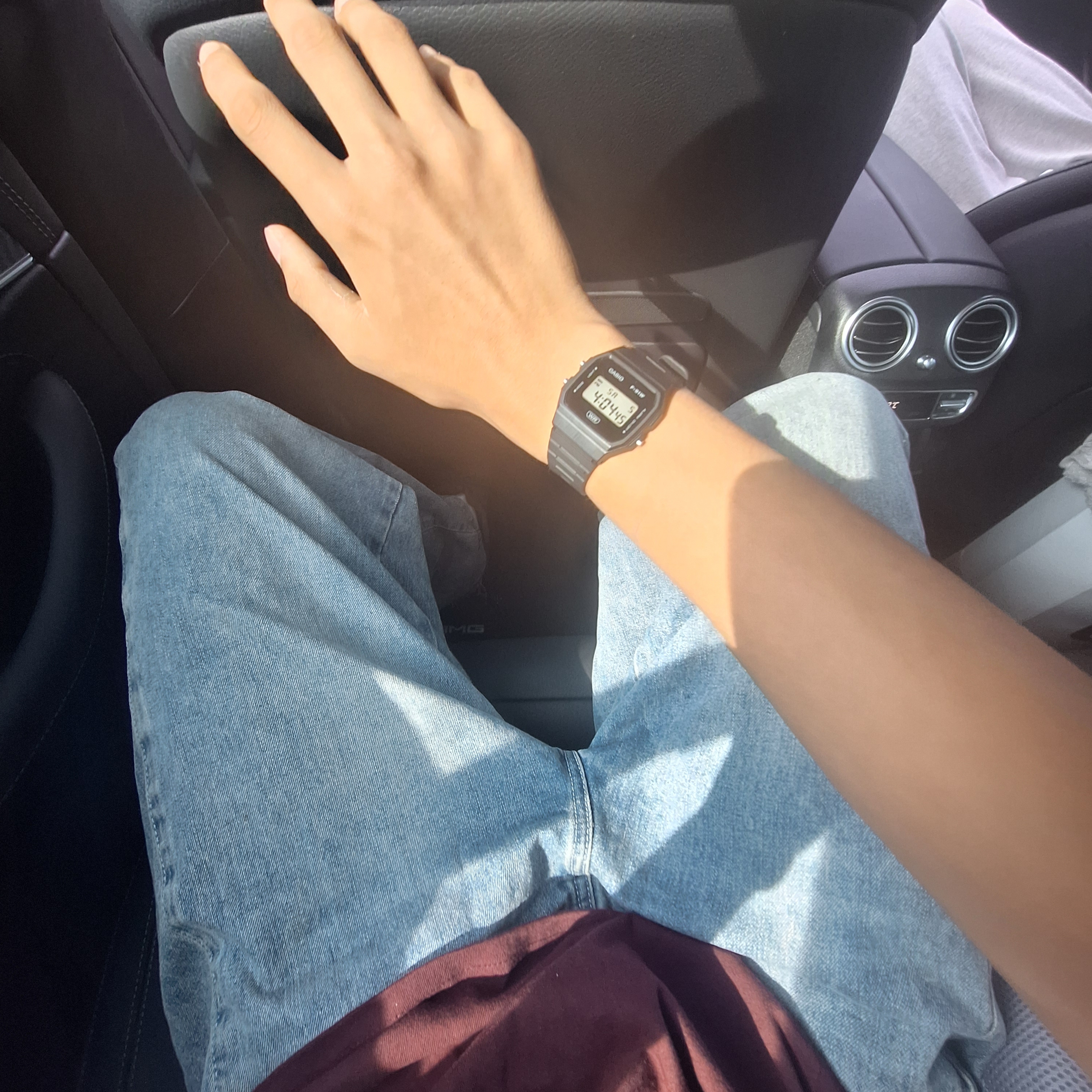 Casio F-91WB-1ADF 착용 스타일