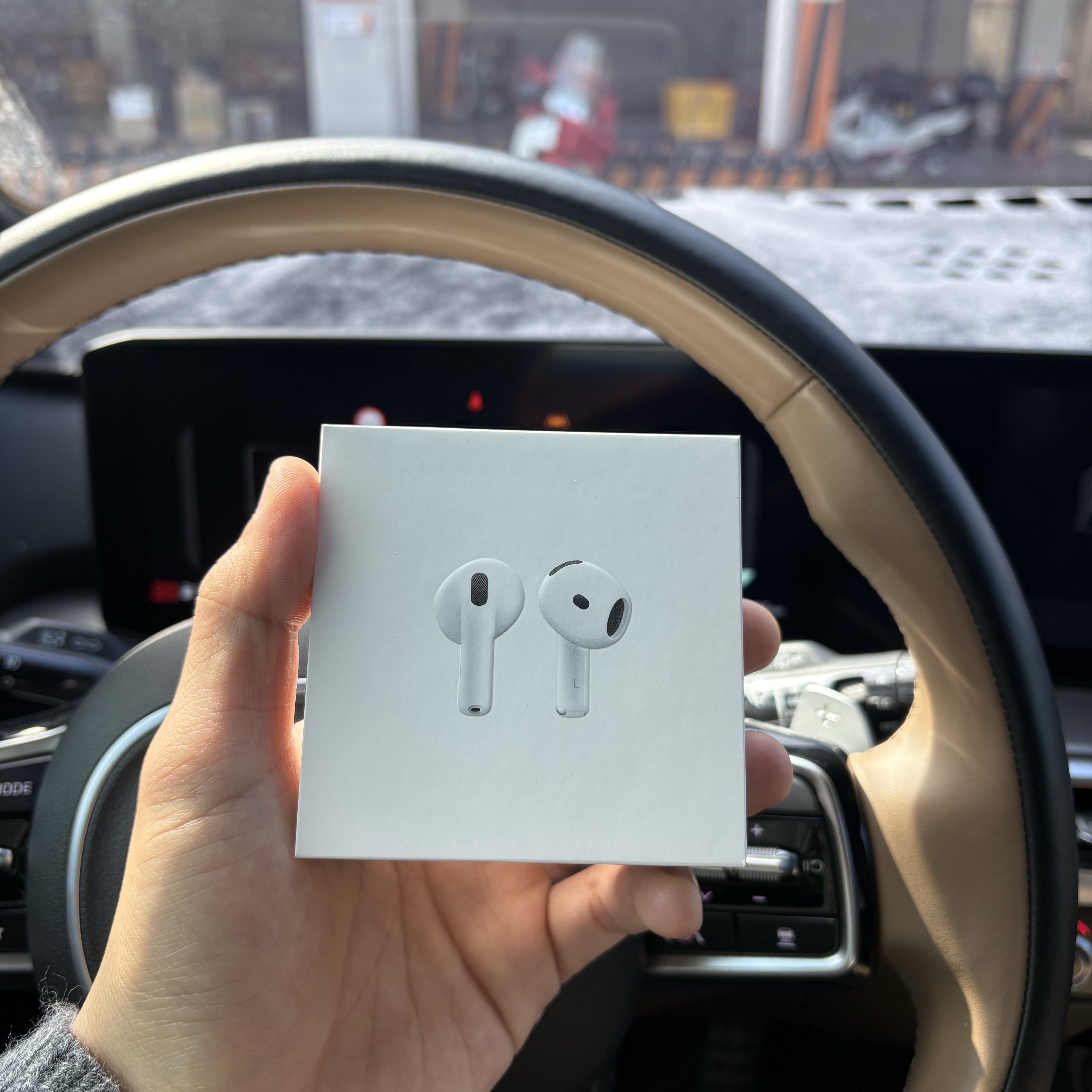 Apple Airpods 4th Gen (Korean Ver.) 착용 스타일