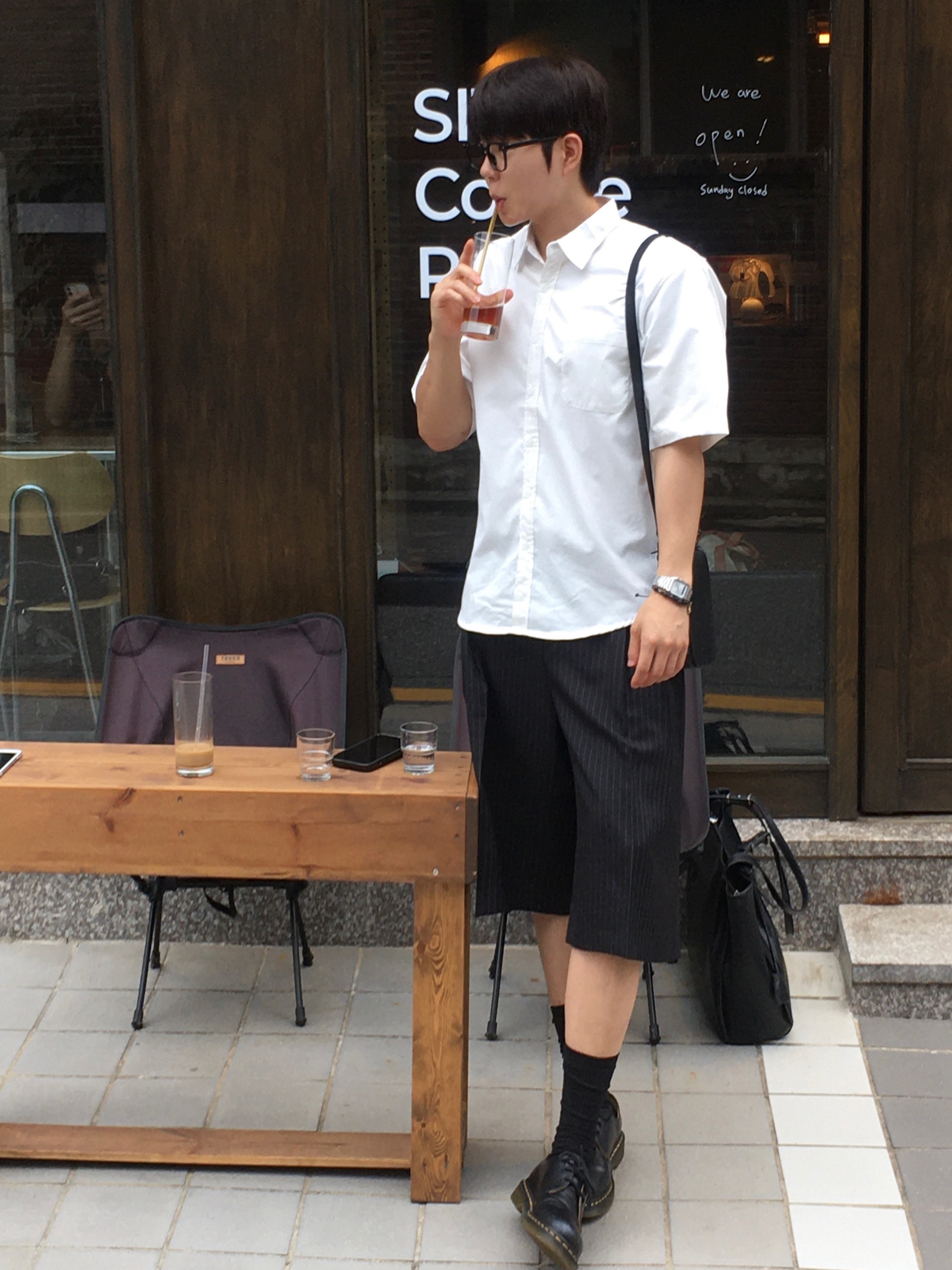 Dr. Martens 1461 Smooth Black 착용 스타일 - 2