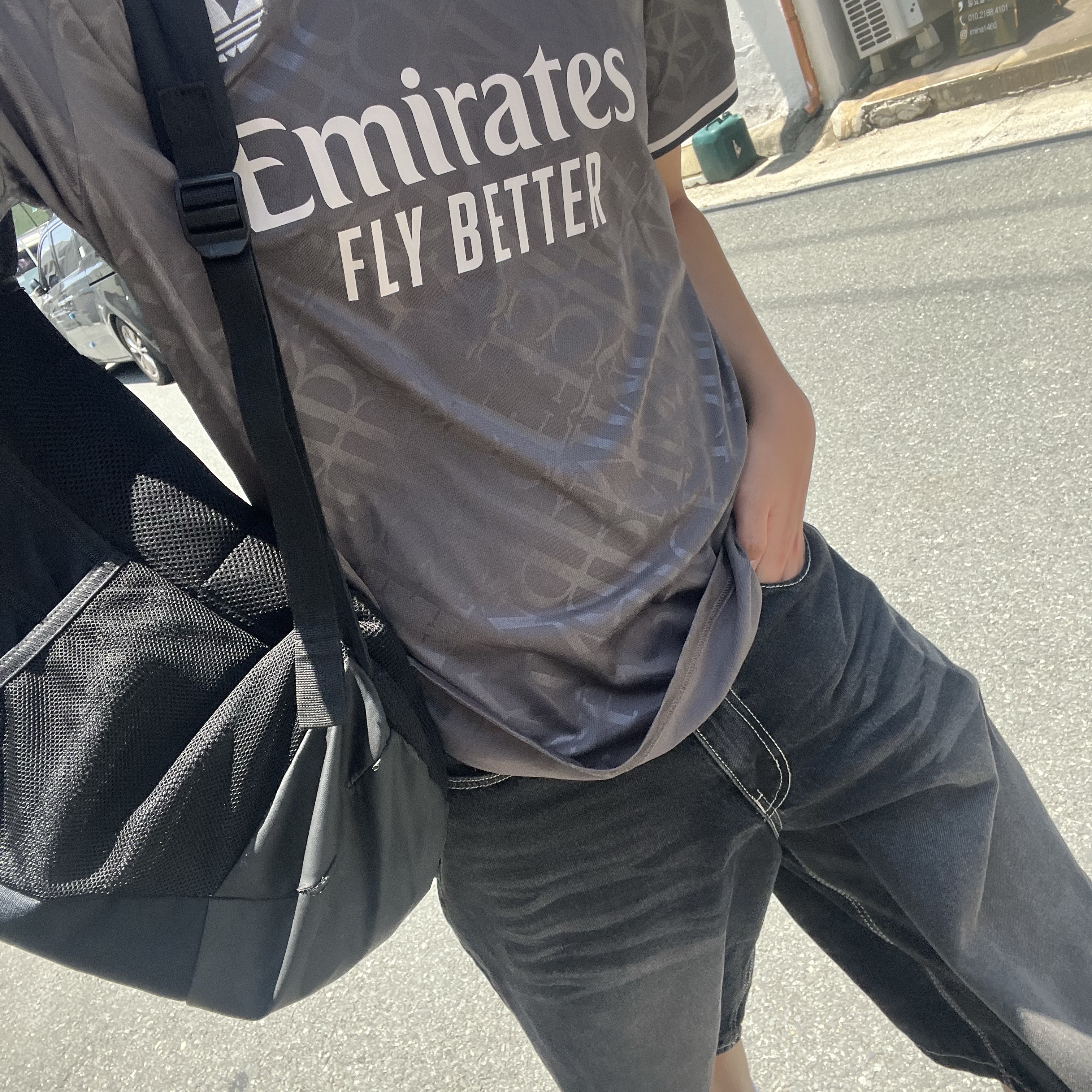 Adidas Real Madrid 2024/25 3rd Jersey Charcoal - KR Sizing (Non Marking Ver.) 착용 스타일 - 4