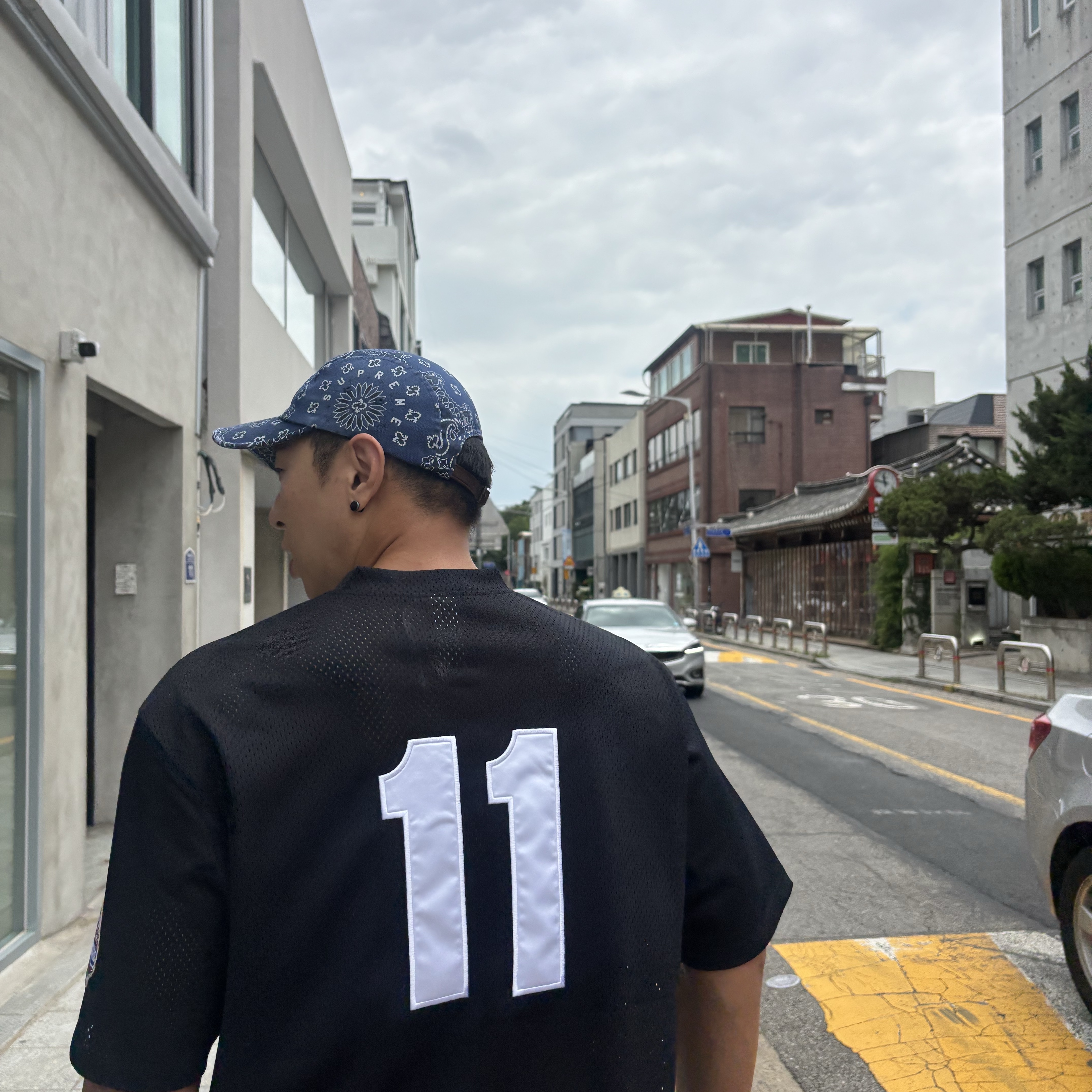 Supreme S Logo Baseball Henley Black - 25SS, Oofos OOriginal Black 착용 스타일 - 1