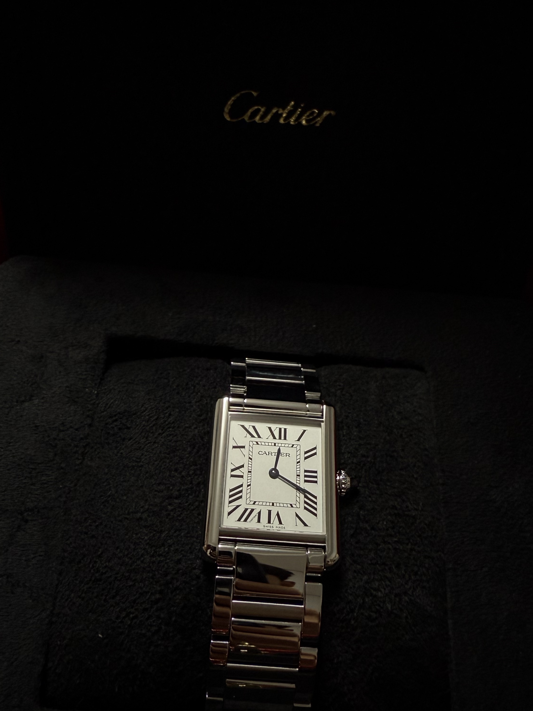 Cartier Tank Must Watch Large Quartz Steel Bracelet Steel 착용 스타일