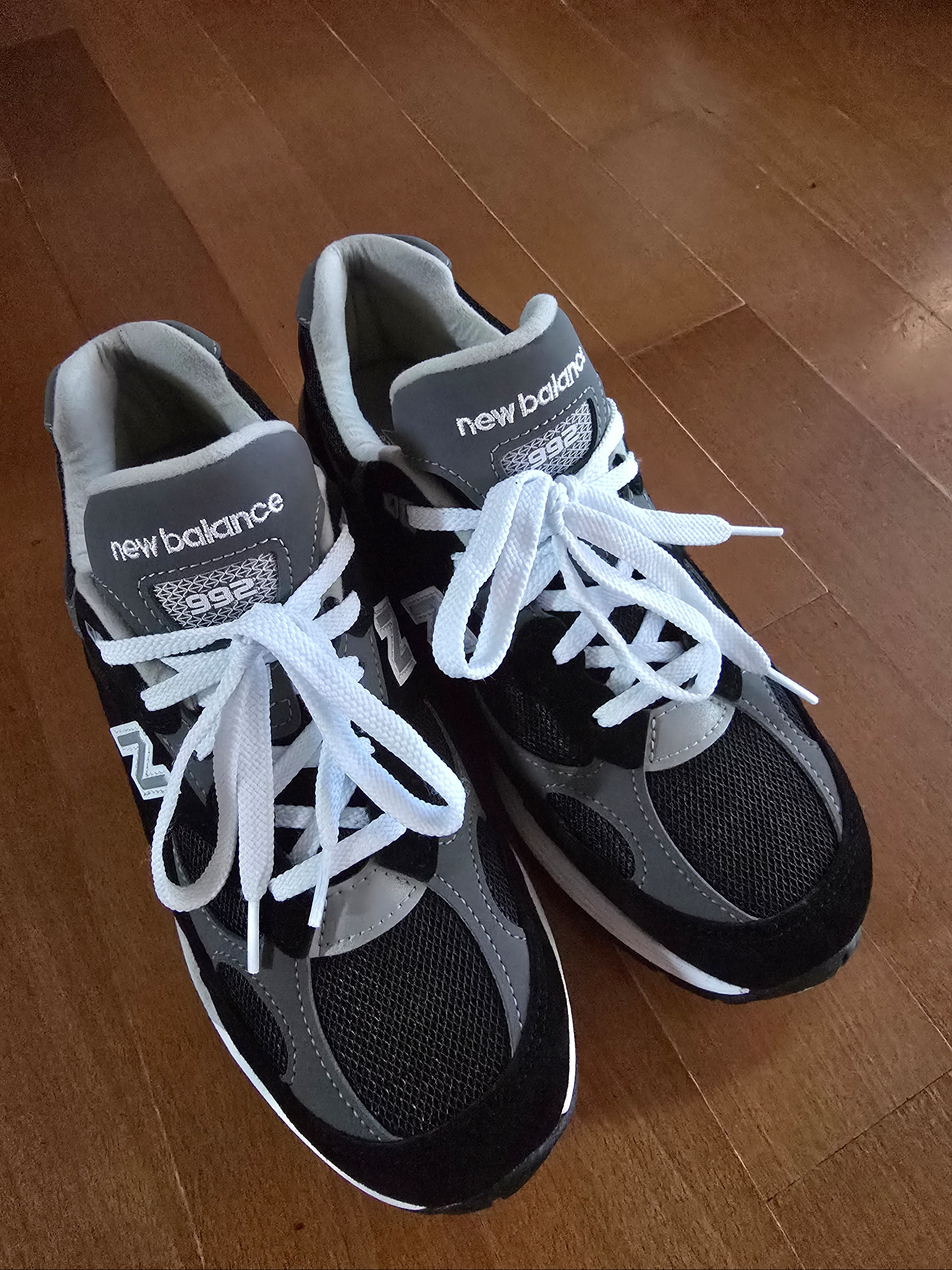 New Balance 992 Made in USA Core Black Grey 착용 스타일