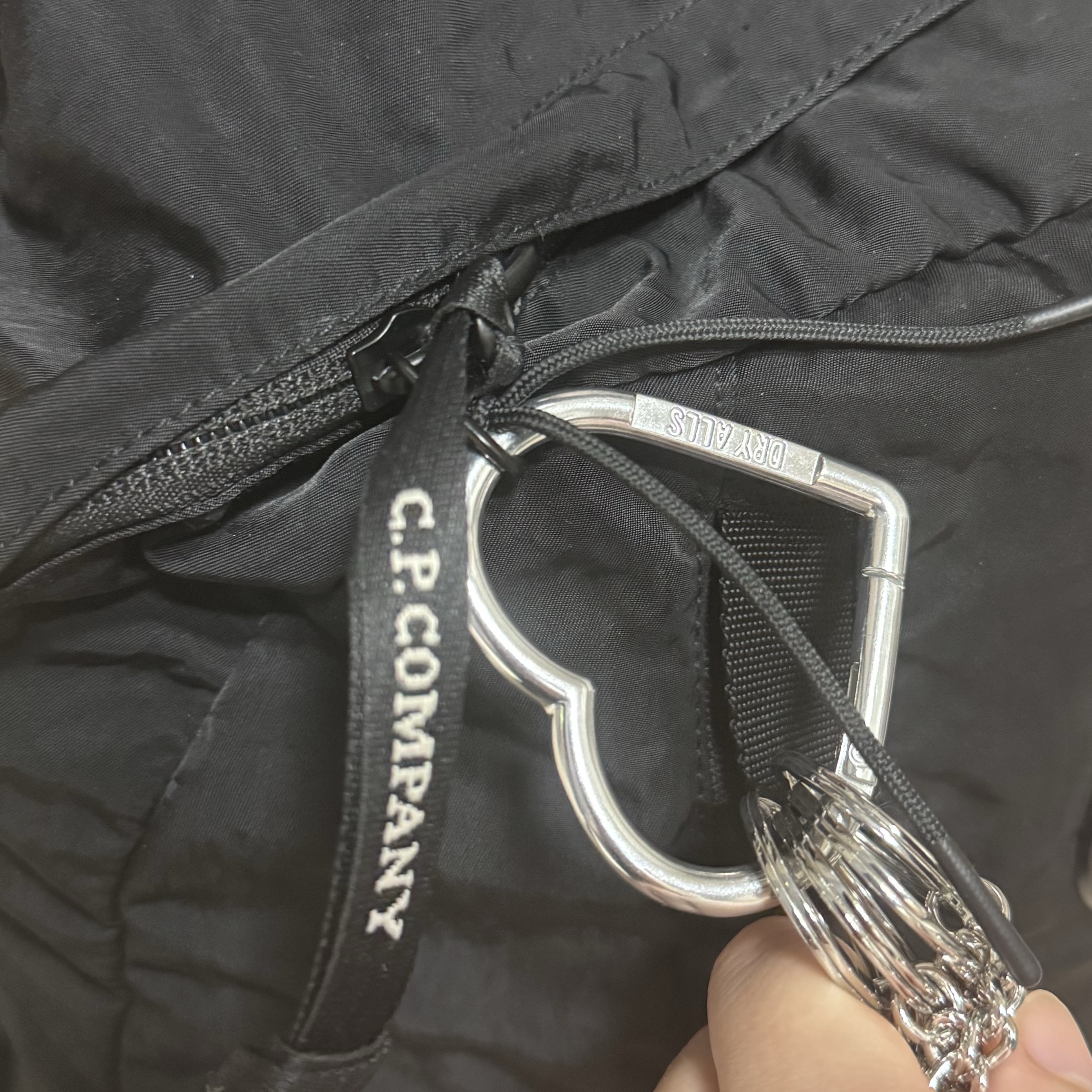 Human Made Heart Carabiner Silver 착용 스타일