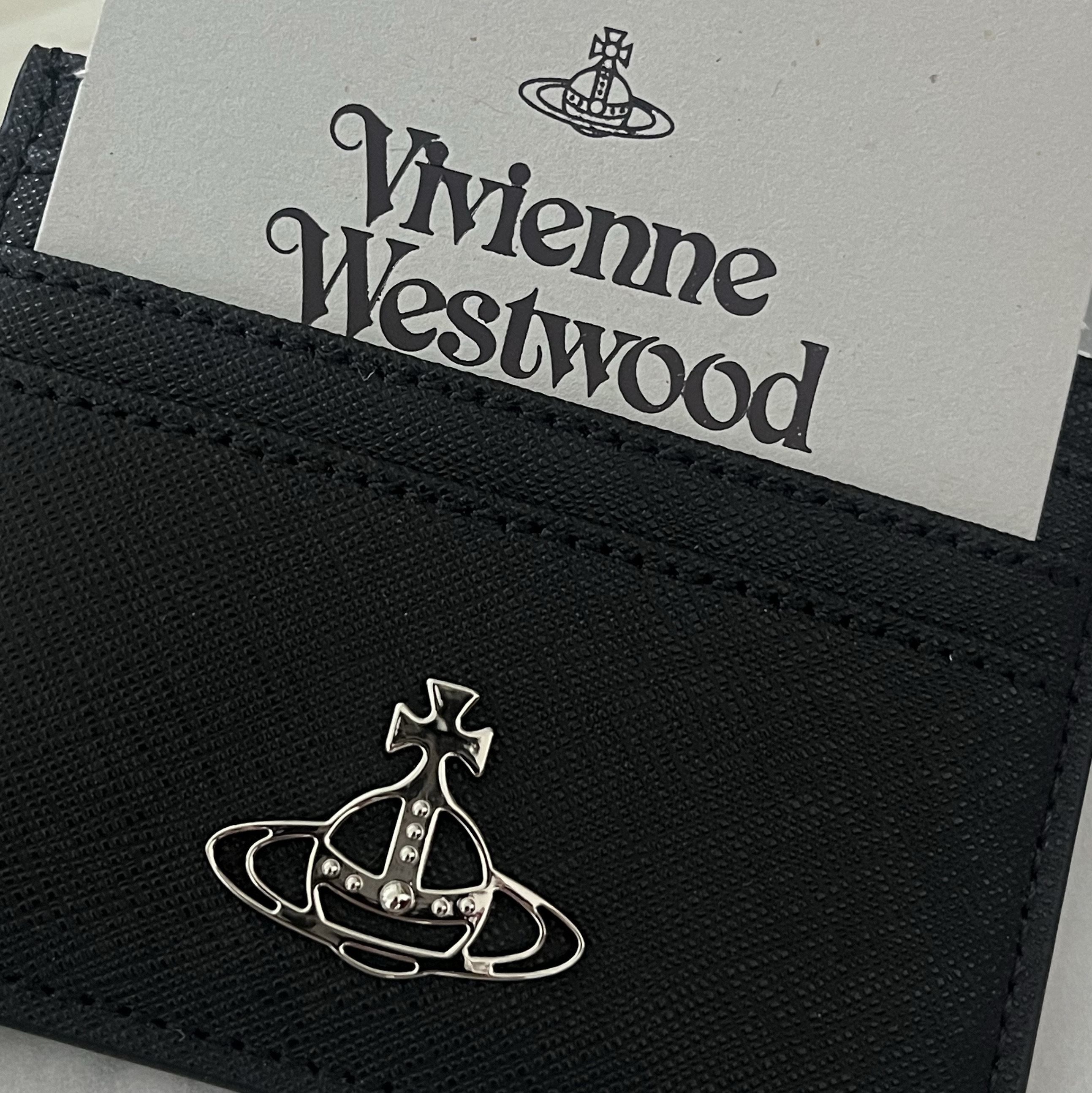 Vivienne Westwood Flat Card Holder Black 착용 스타일
