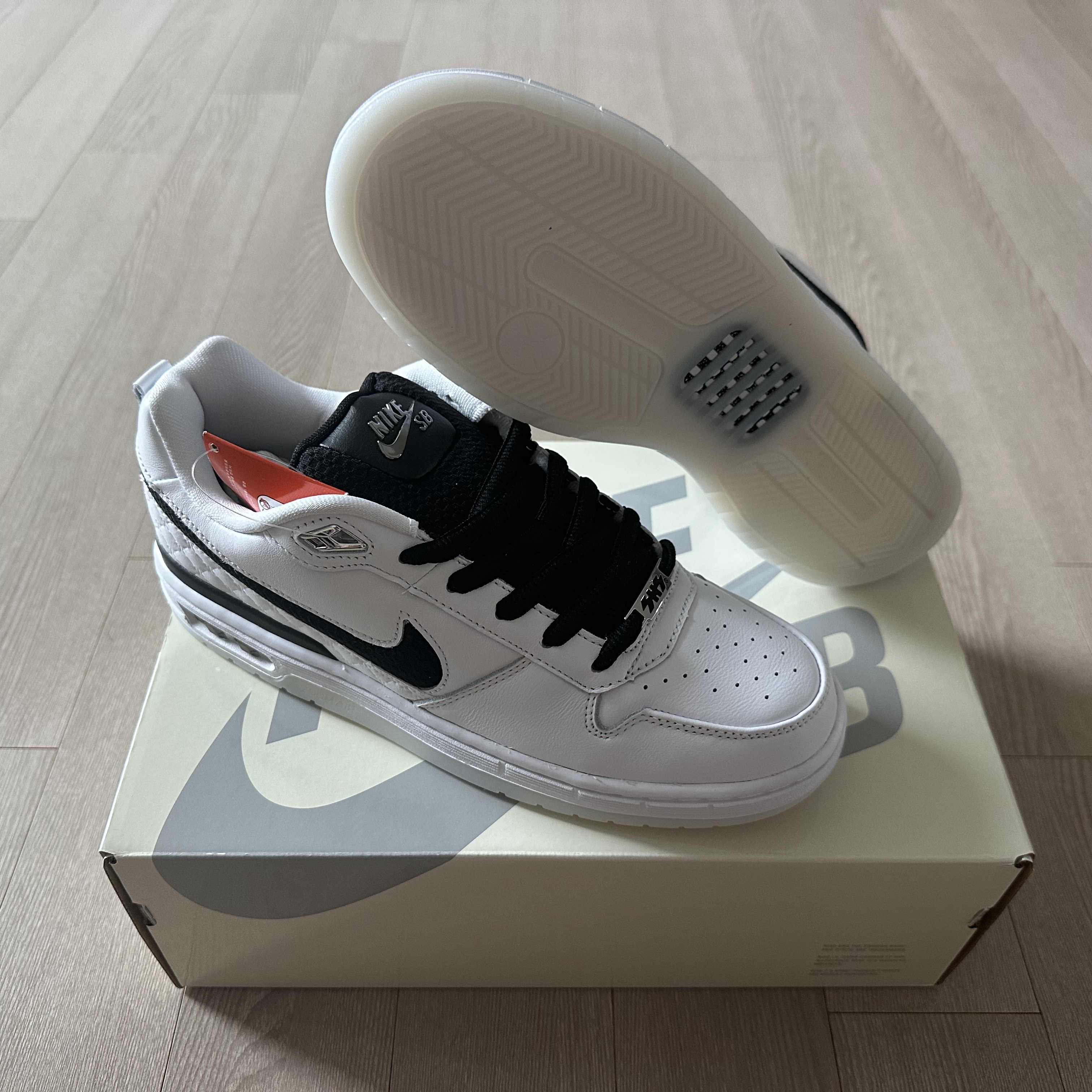 Nike x Paul Rodriguez SB Air Zoom Low White and Black 착용 스타일
