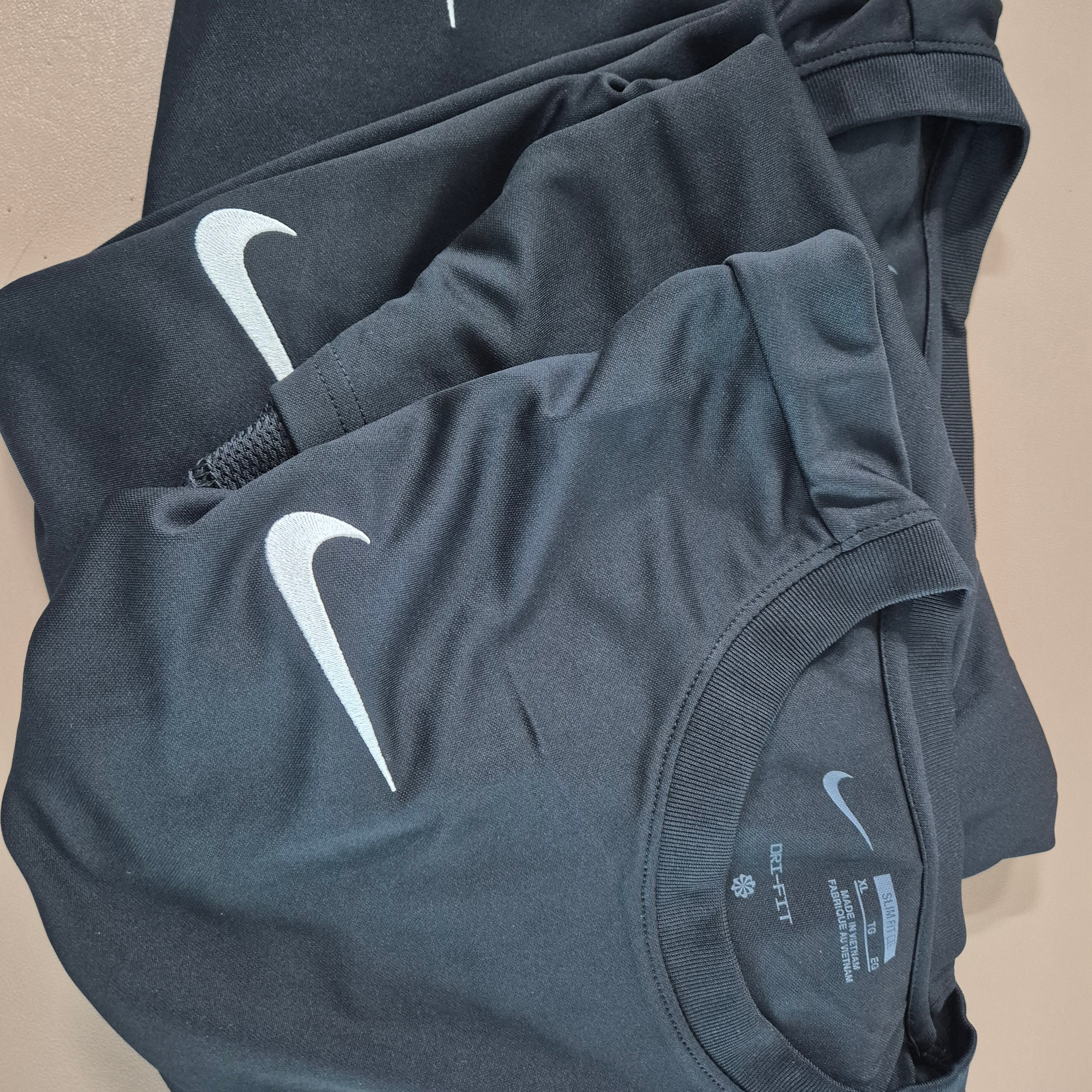 Nike Dri-Fit Park 7 T-Shirt Black (Bundle of 3) 착용 스타일