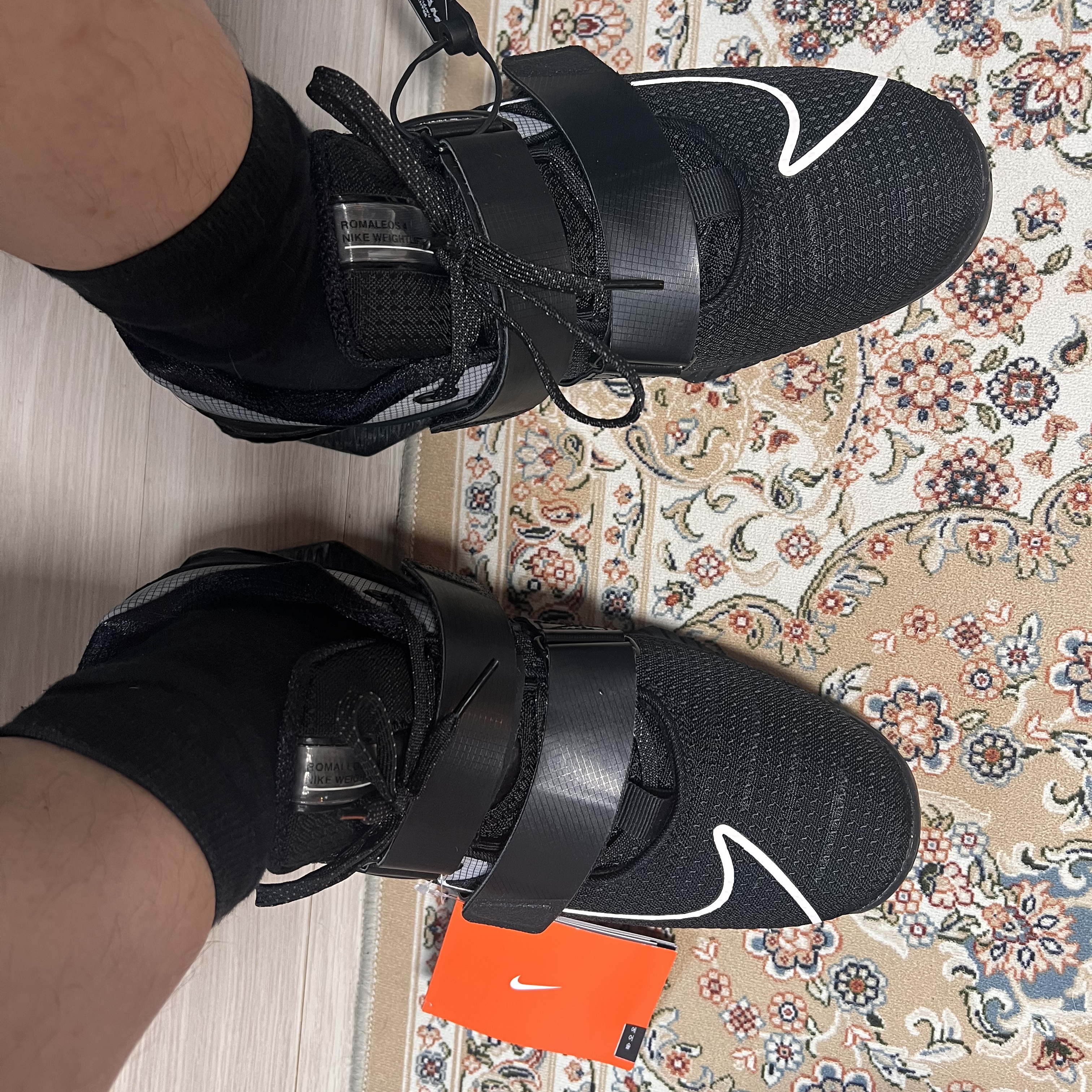 Nike Romaleos 4 Black White 착용 스타일 - 1