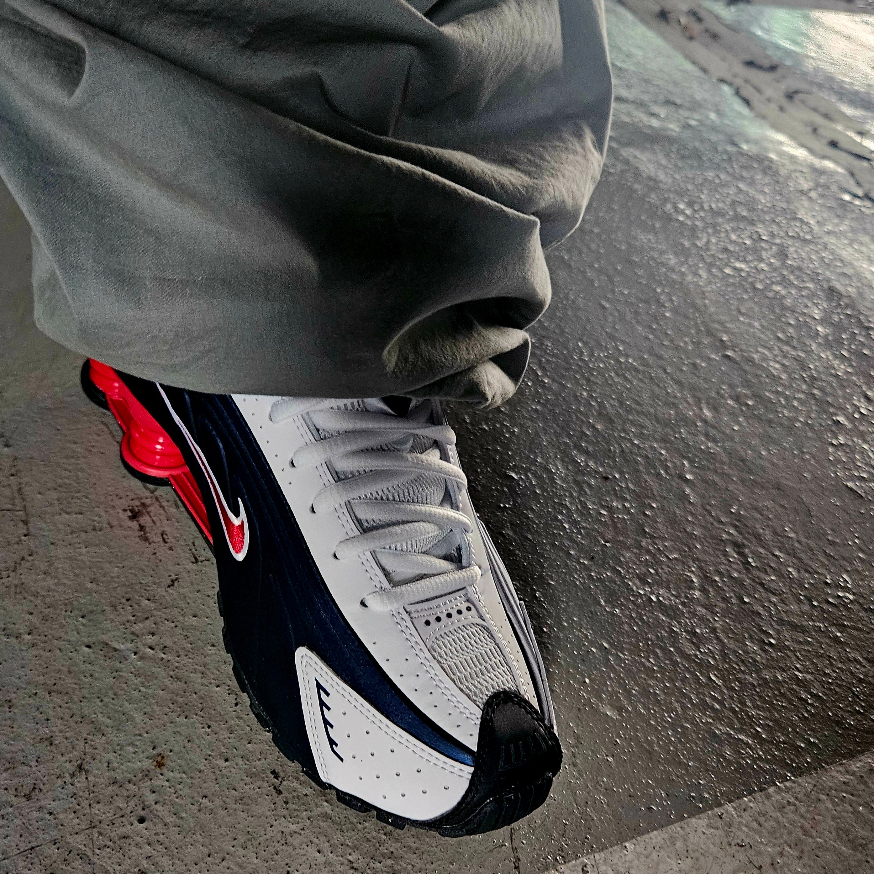 Nike Shox R4 USA 착용 스타일